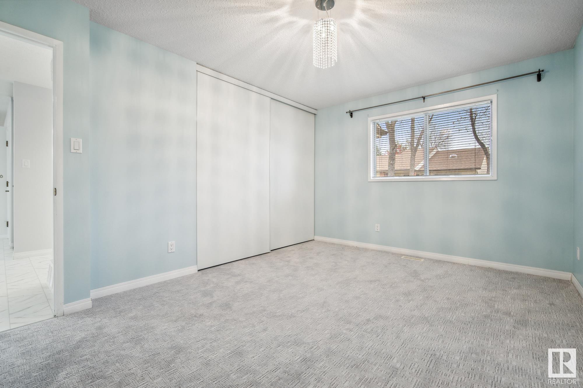      10818 11 AV NW , Edmonton,  ,T6J 6J1 ;  Listing Number: MLS E4418778