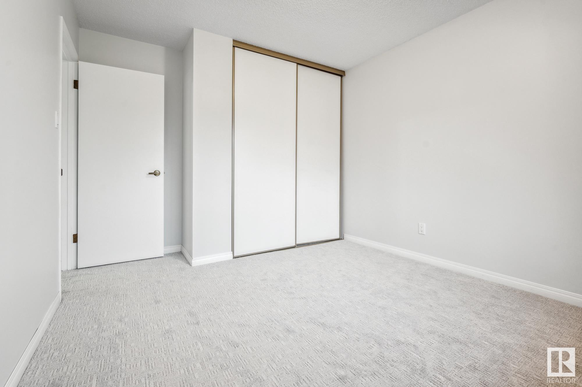      10818 11 AV NW , Edmonton,  ,T6J 6J1 ;  Listing Number: MLS E4418778