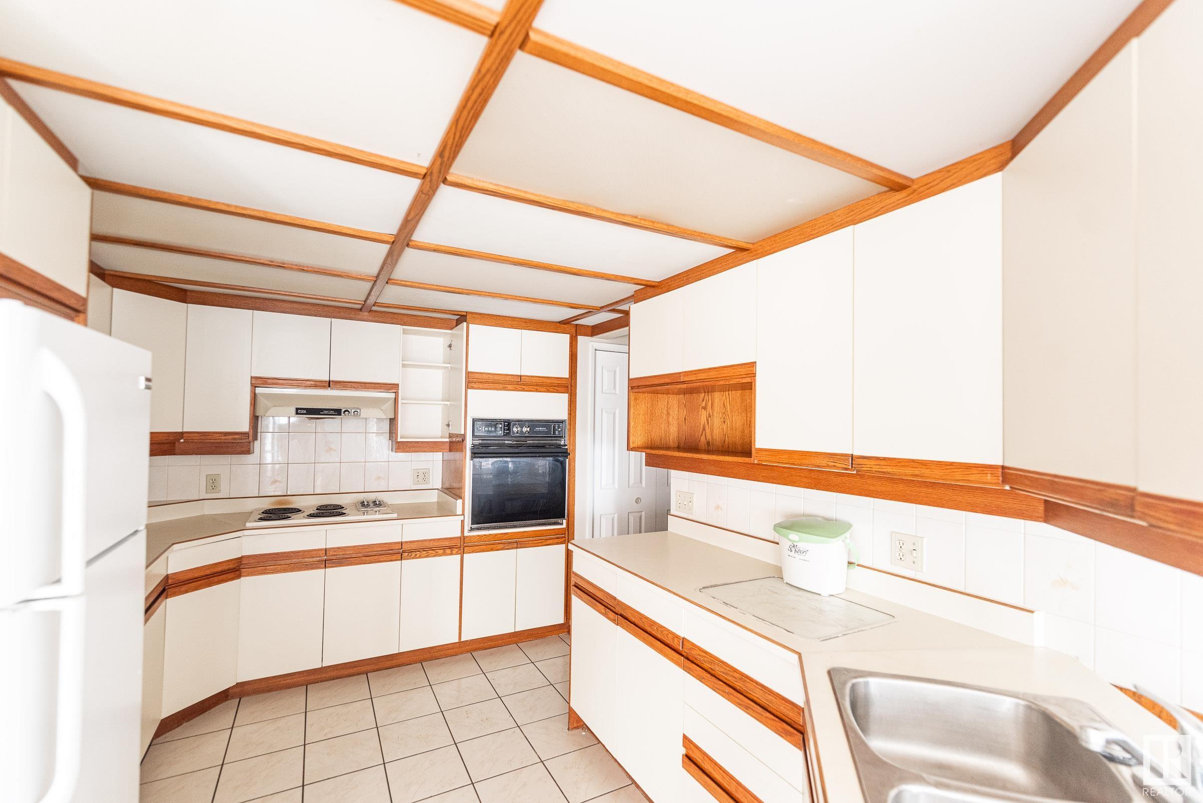      47 LINWOOD CR , St. Albert,  ,T8N 1P6 ;  Listing Number: MLS E4418791