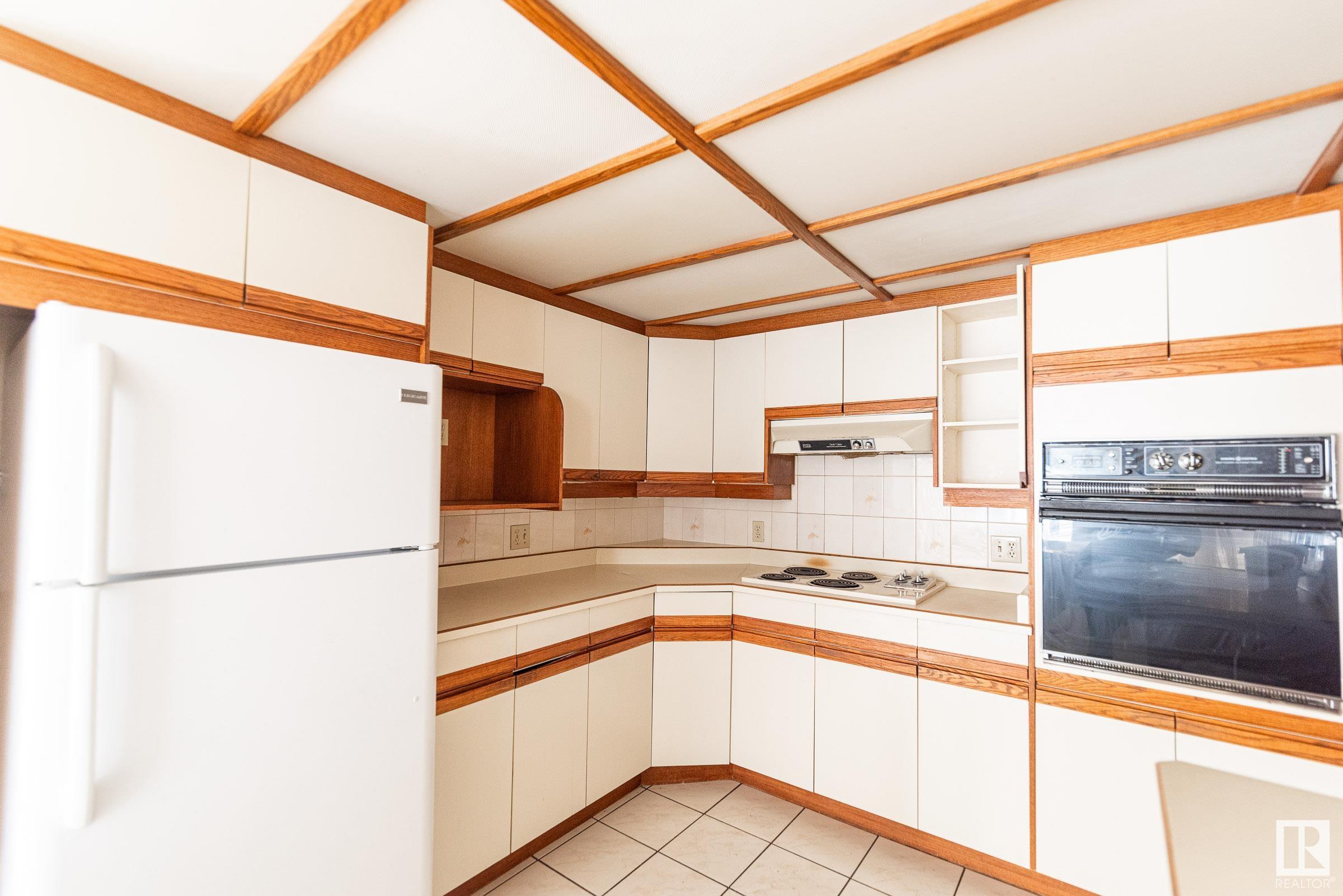      47 LINWOOD CR , St. Albert,  ,T8N 1P6 ;  Listing Number: MLS E4418791
