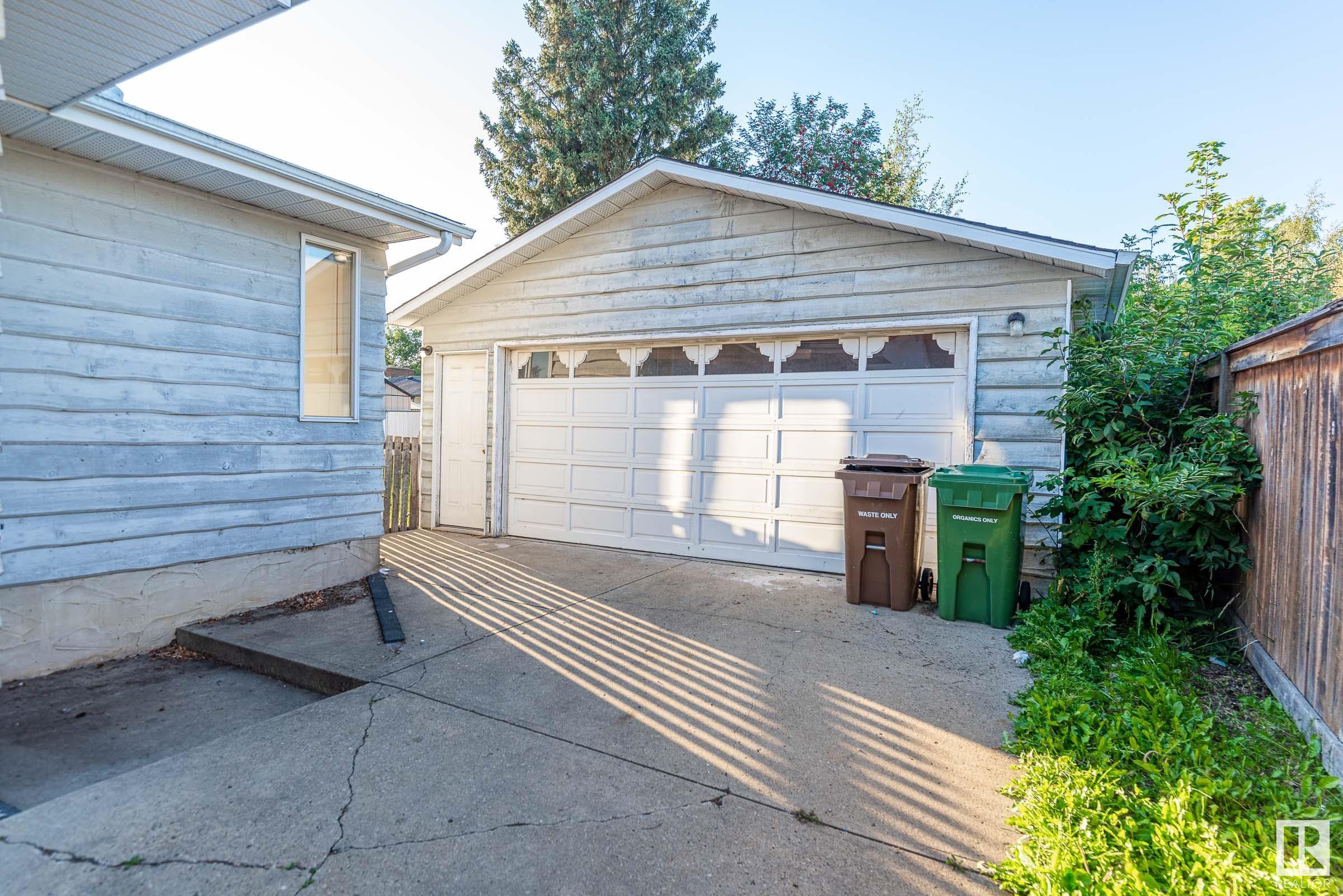     47 LINWOOD CR , St. Albert,  ,T8N 1P6 ;  Listing Number: MLS E4418791