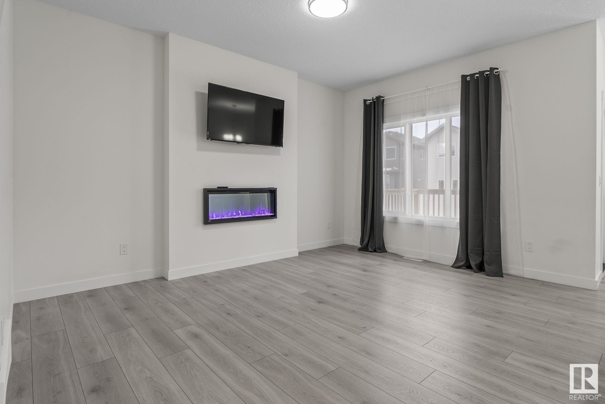      25 MEADOWBROOK WY , Spruce Grove,  ,T7X 0G7 ;  Listing Number: MLS E4418797