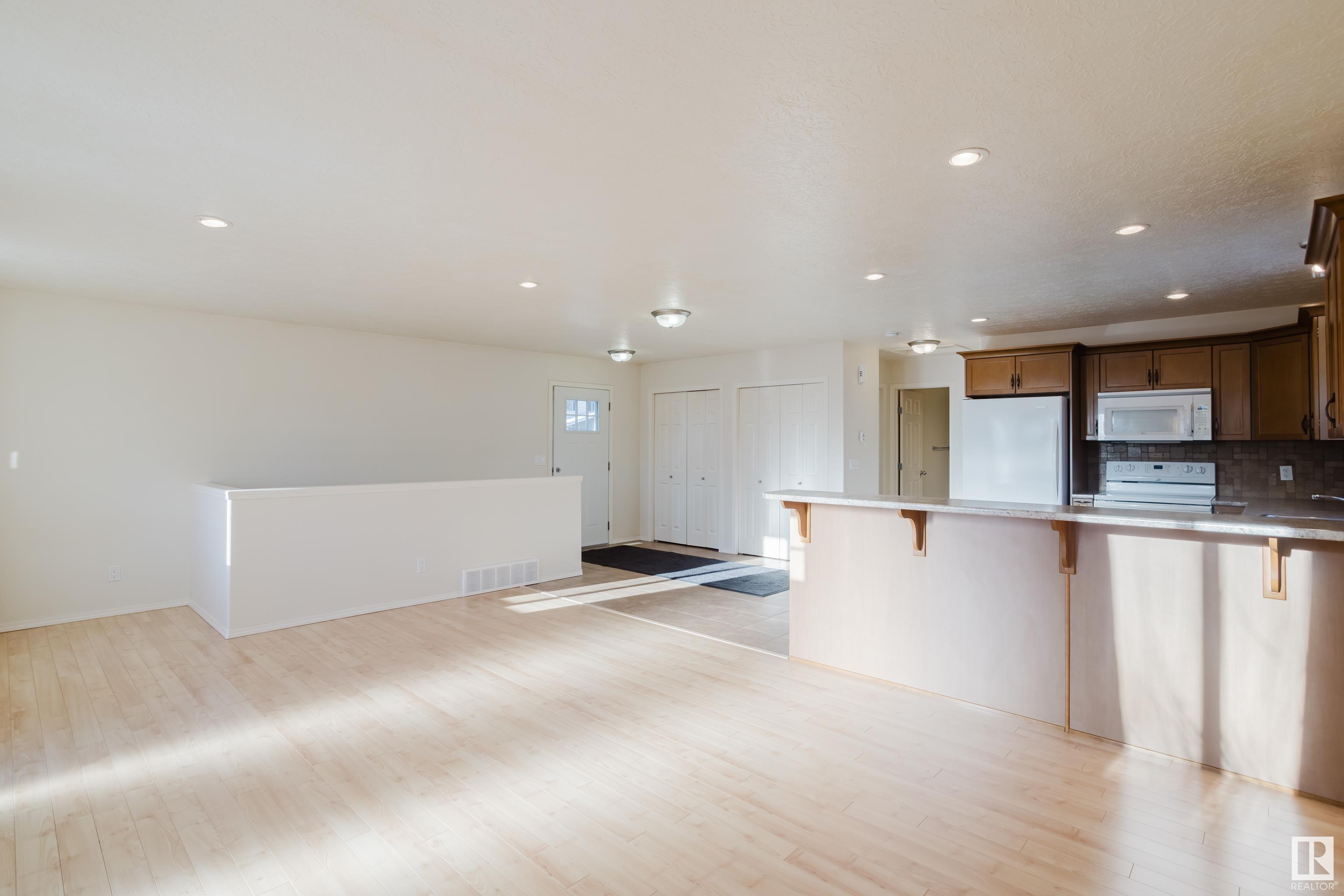      9530 122 AV NW , Edmonton,  ,T5G 0T6 ;  Listing Number: MLS E4418812