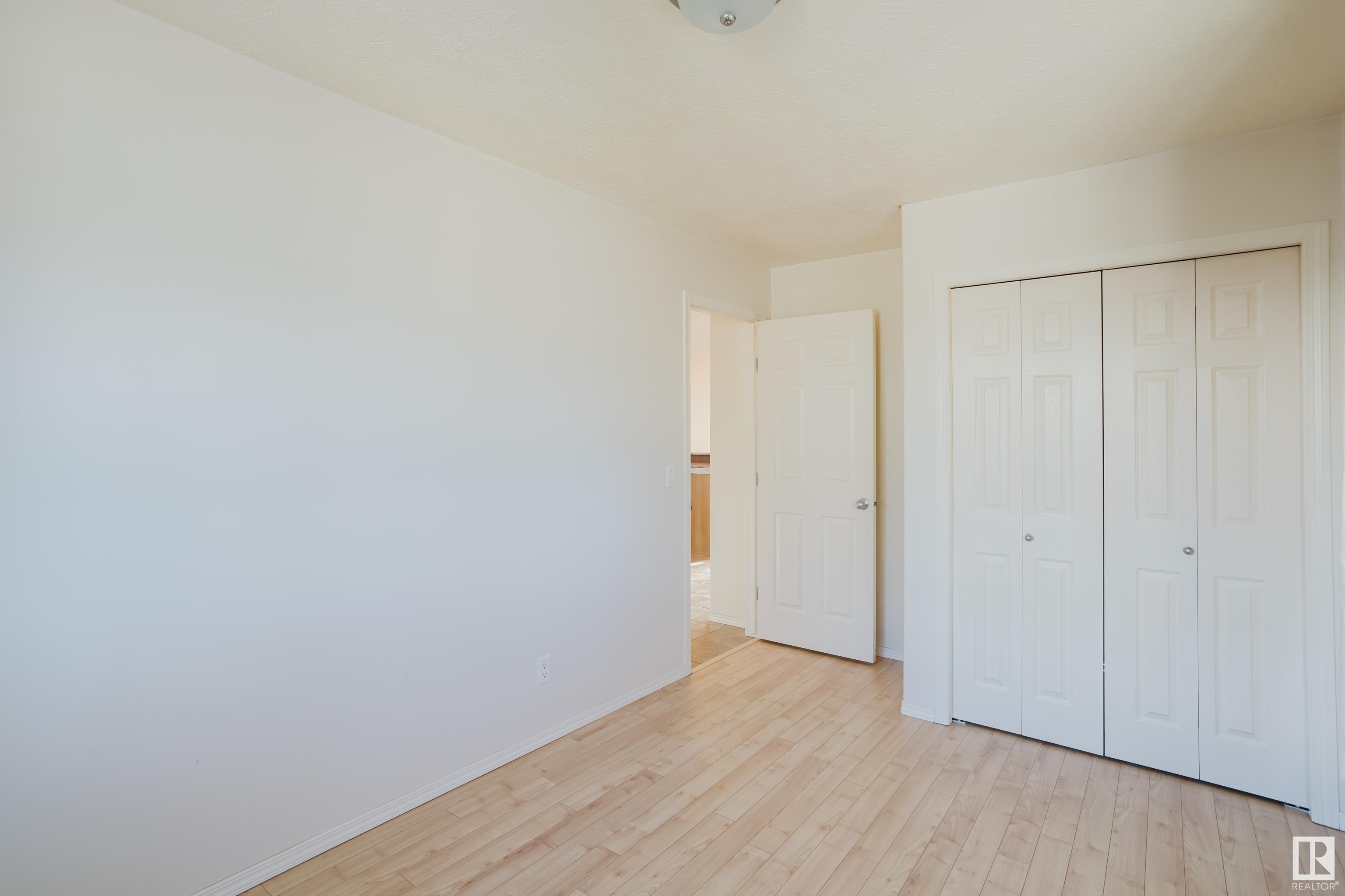      9530 122 AV NW , Edmonton,  ,T5G 0T6 ;  Listing Number: MLS E4418812