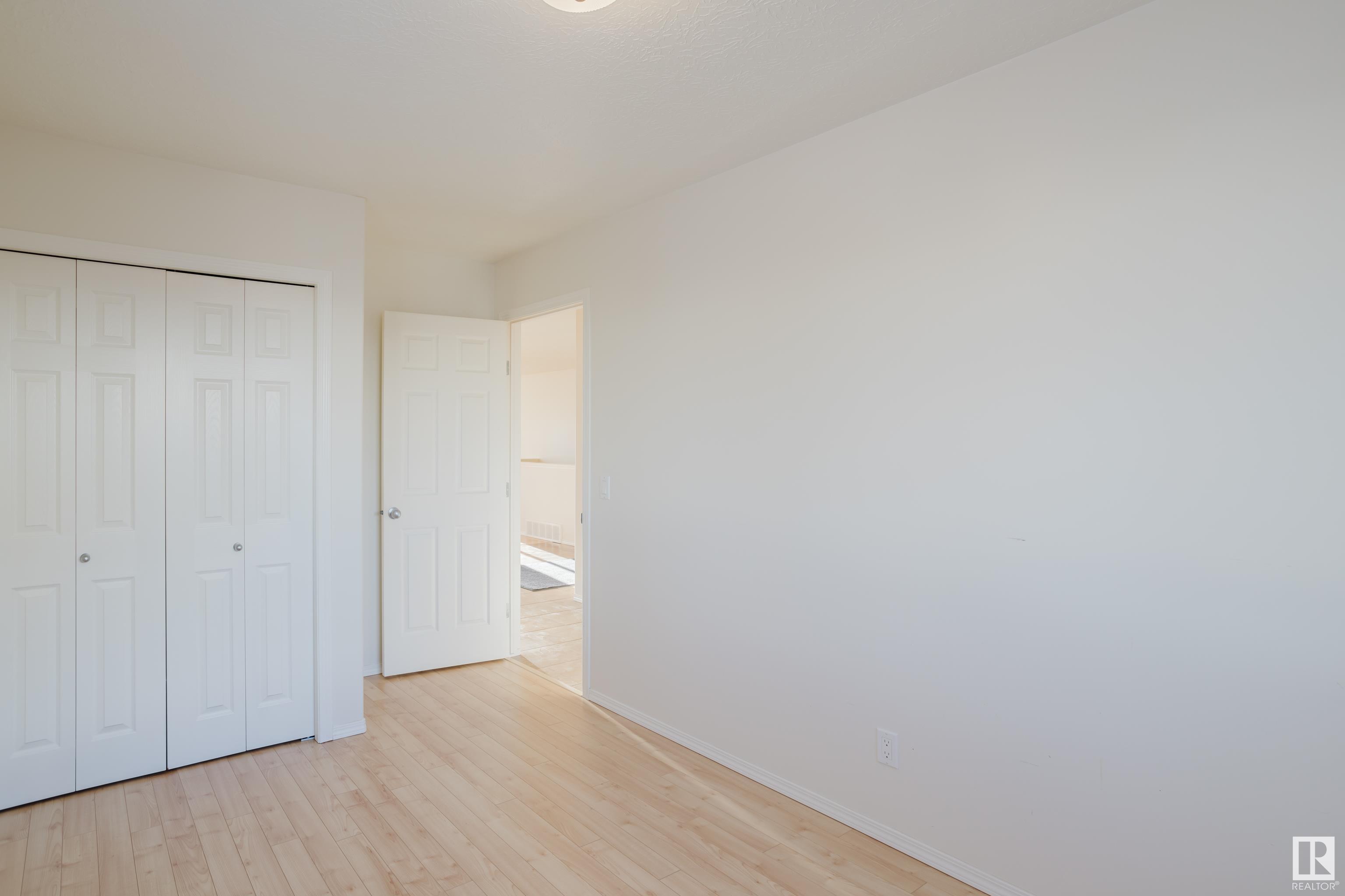      9530 122 AV NW , Edmonton,  ,T5G 0T6 ;  Listing Number: MLS E4418812
