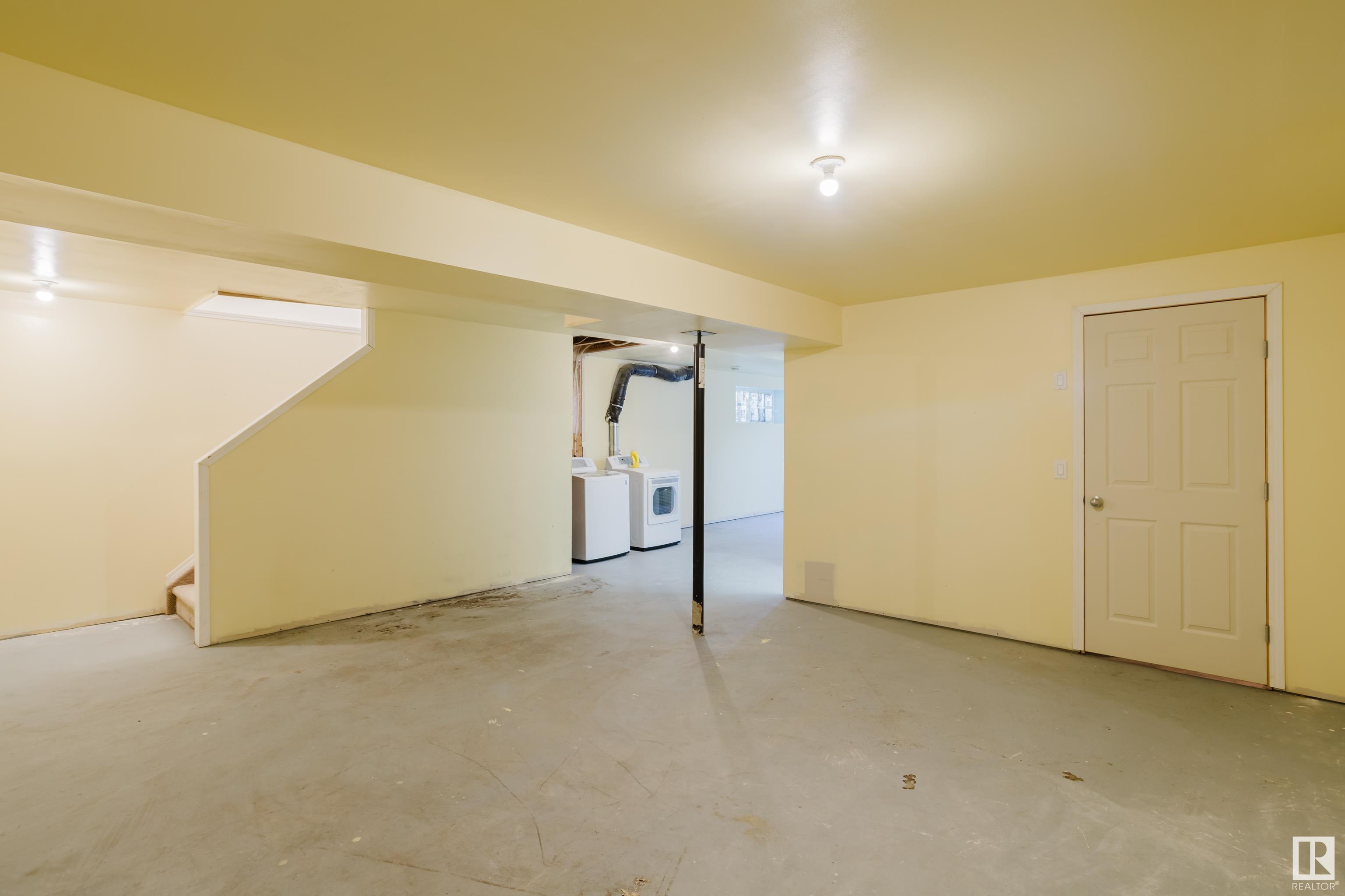      9530 122 AV NW , Edmonton,  ,T5G 0T6 ;  Listing Number: MLS E4418812