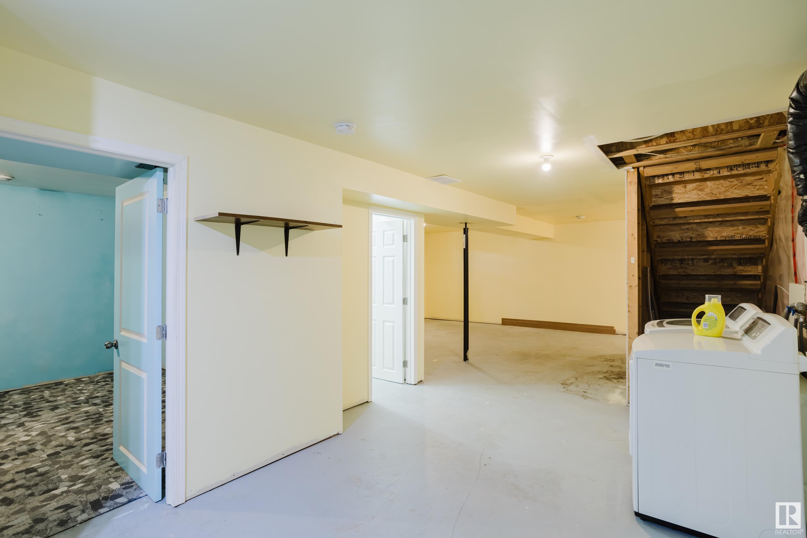      9530 122 AV NW , Edmonton,  ,T5G 0T6 ;  Listing Number: MLS E4418812