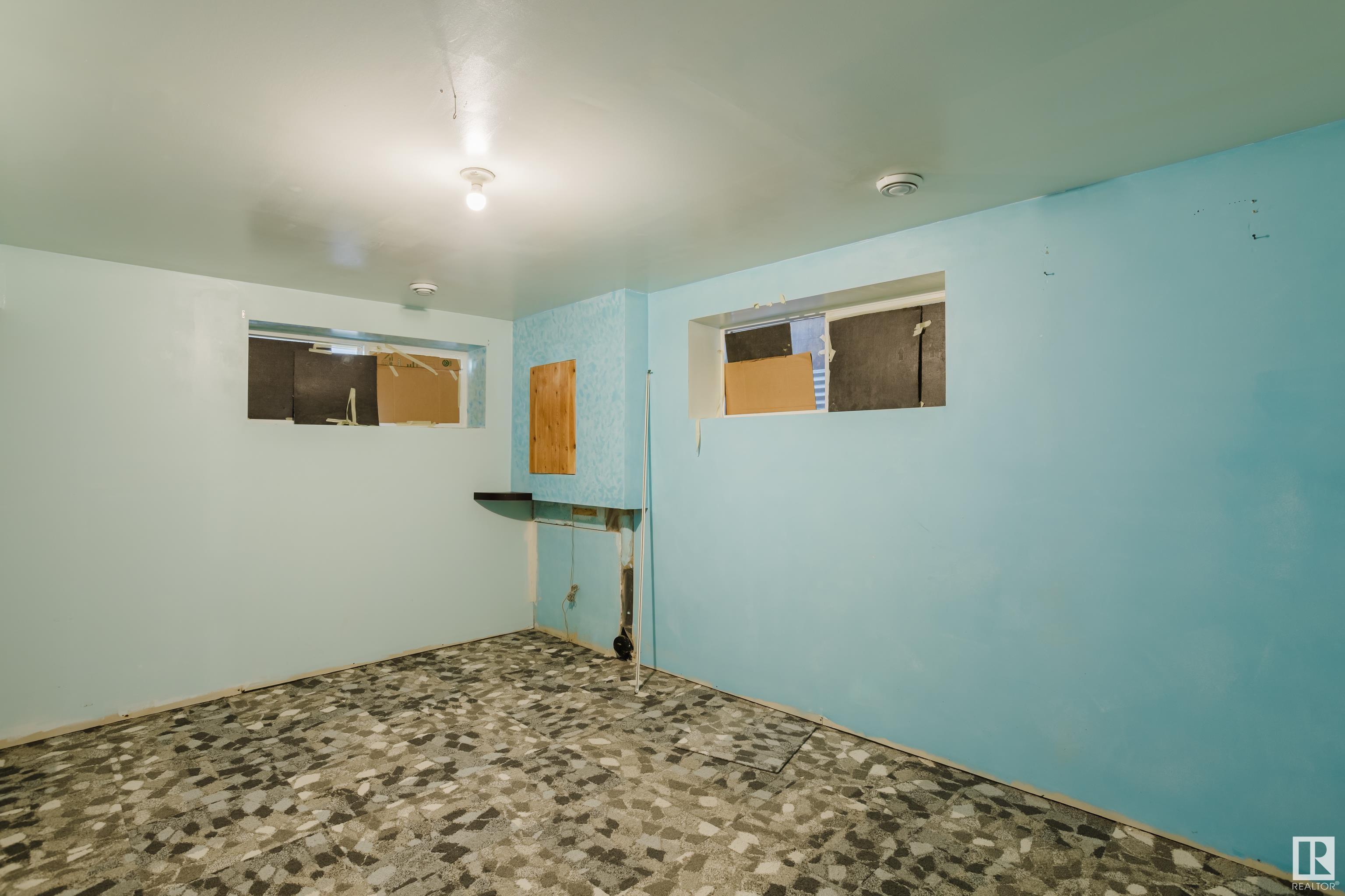      9530 122 AV NW , Edmonton,  ,T5G 0T6 ;  Listing Number: MLS E4418812