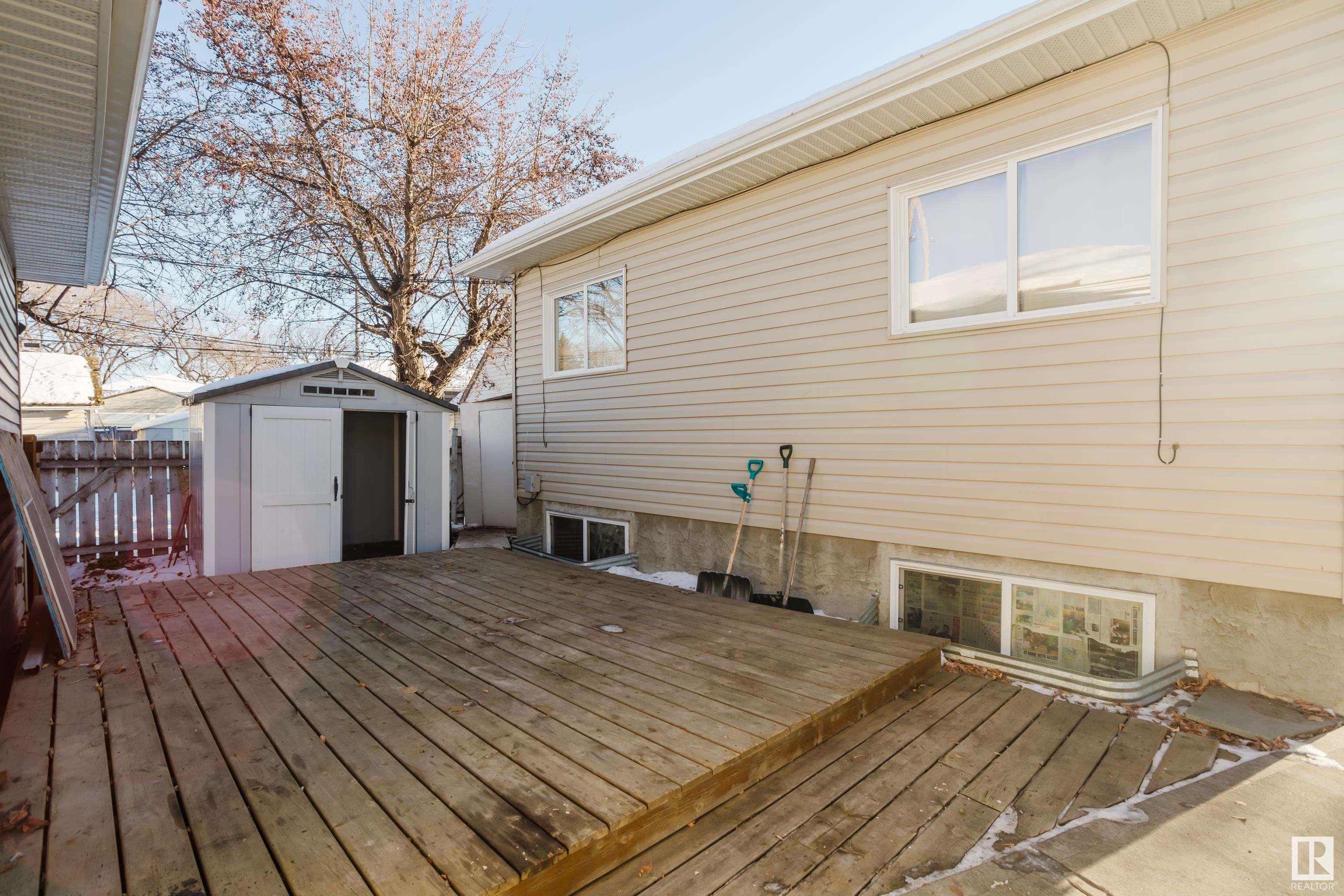      9530 122 AV NW , Edmonton,  ,T5G 0T6 ;  Listing Number: MLS E4418812