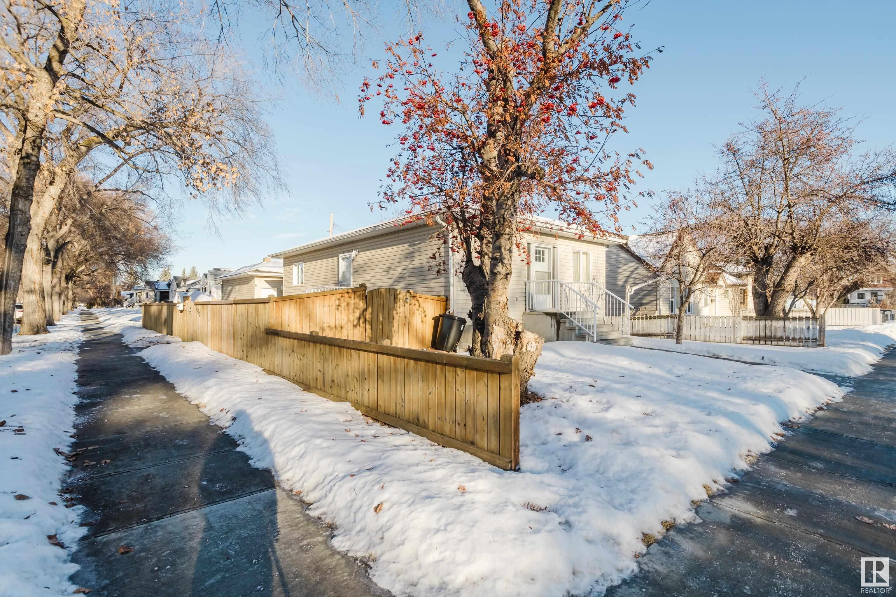      9530 122 AV NW , Edmonton,  ,T5G 0T6 ;  Listing Number: MLS E4418812