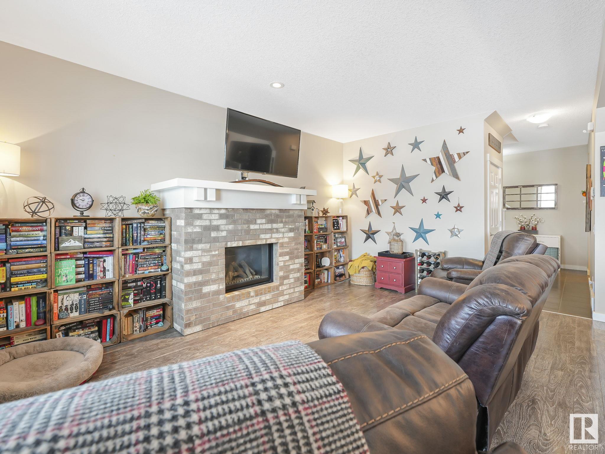      20612 131 AV NW , Edmonton,  ,T5S 0J3 ;  Listing Number: MLS E4418817