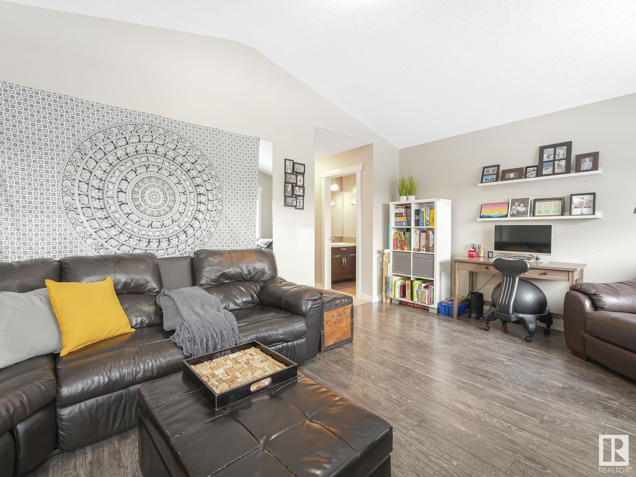      20612 131 AV NW , Edmonton,  ,T5S 0J3 ;  Listing Number: MLS E4418817
