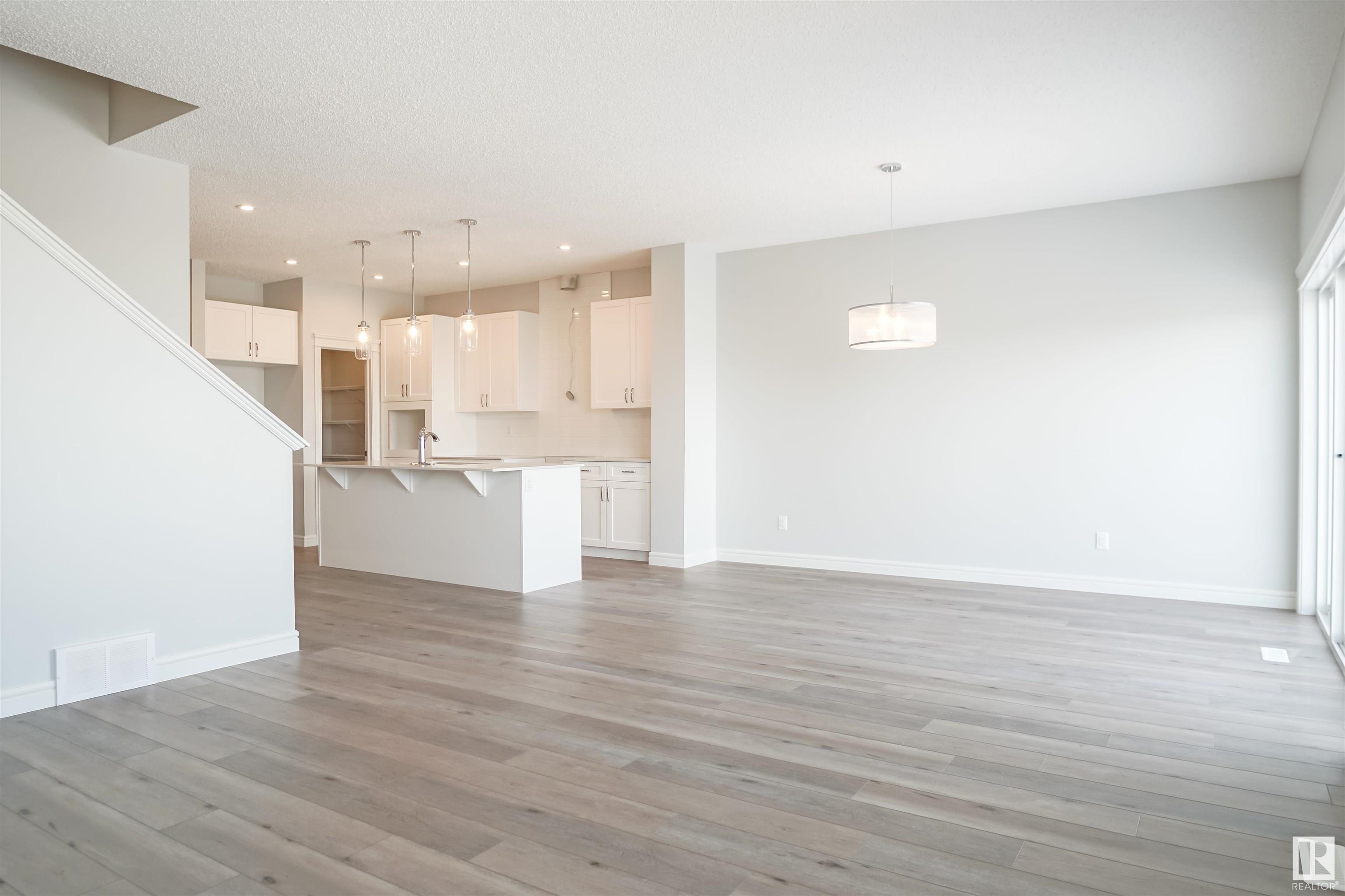 Photo 4 at 185 Caledon Crescent, Copperhaven, Spruce Grove