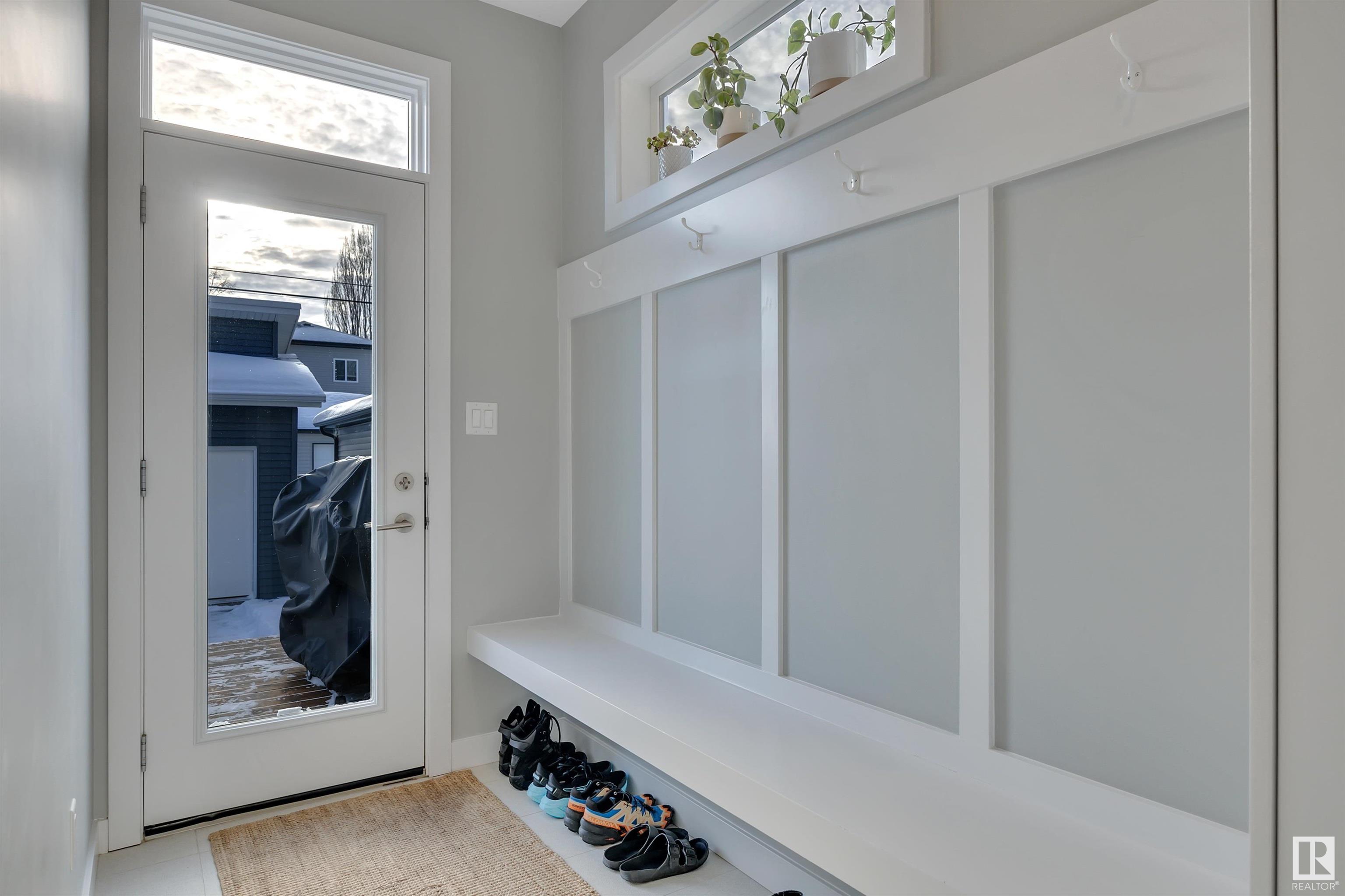      9511 70 AV NW , Edmonton,  ,T6E 0T9 ;  Listing Number: MLS E4418822