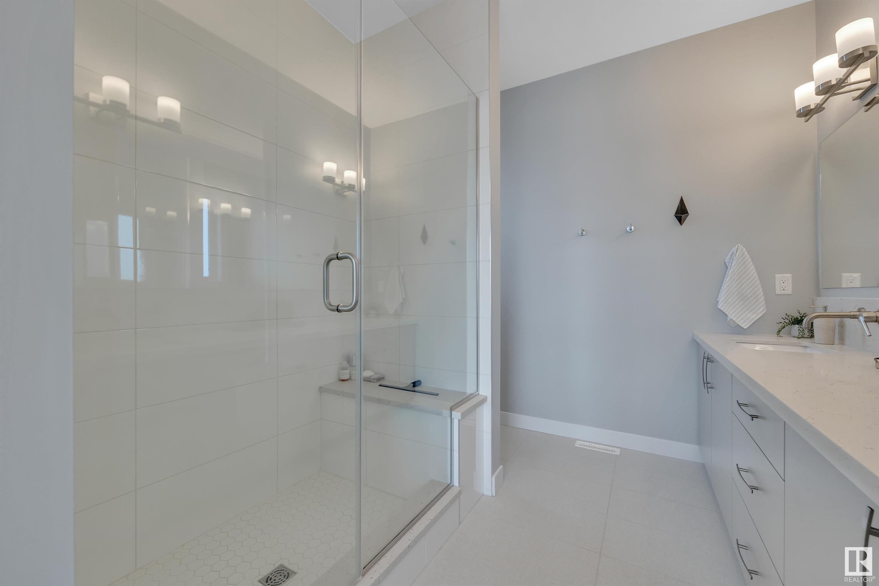      9511 70 AV NW , Edmonton,  ,T6E 0T9 ;  Listing Number: MLS E4418822