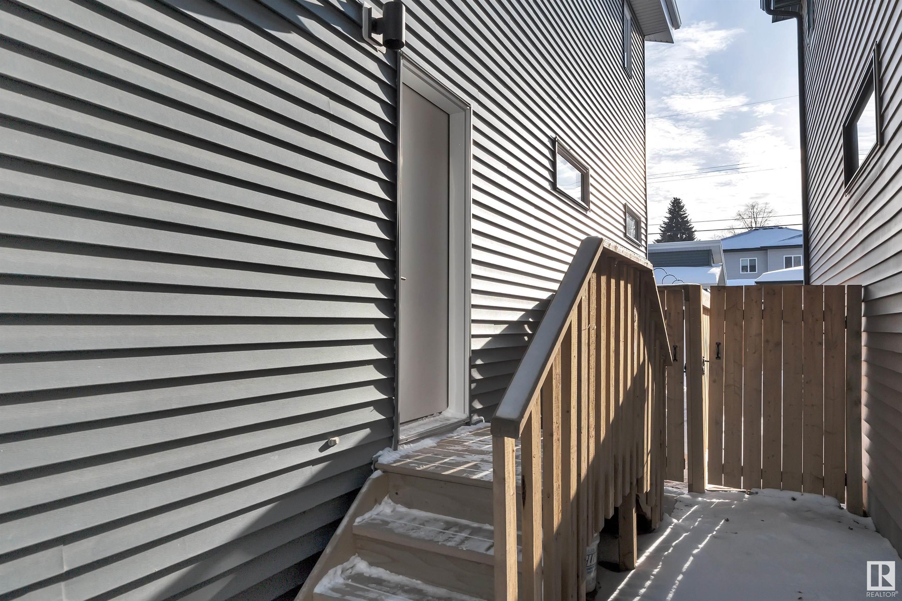      9511 70 AV NW , Edmonton,  ,T6E 0T9 ;  Listing Number: MLS E4418822