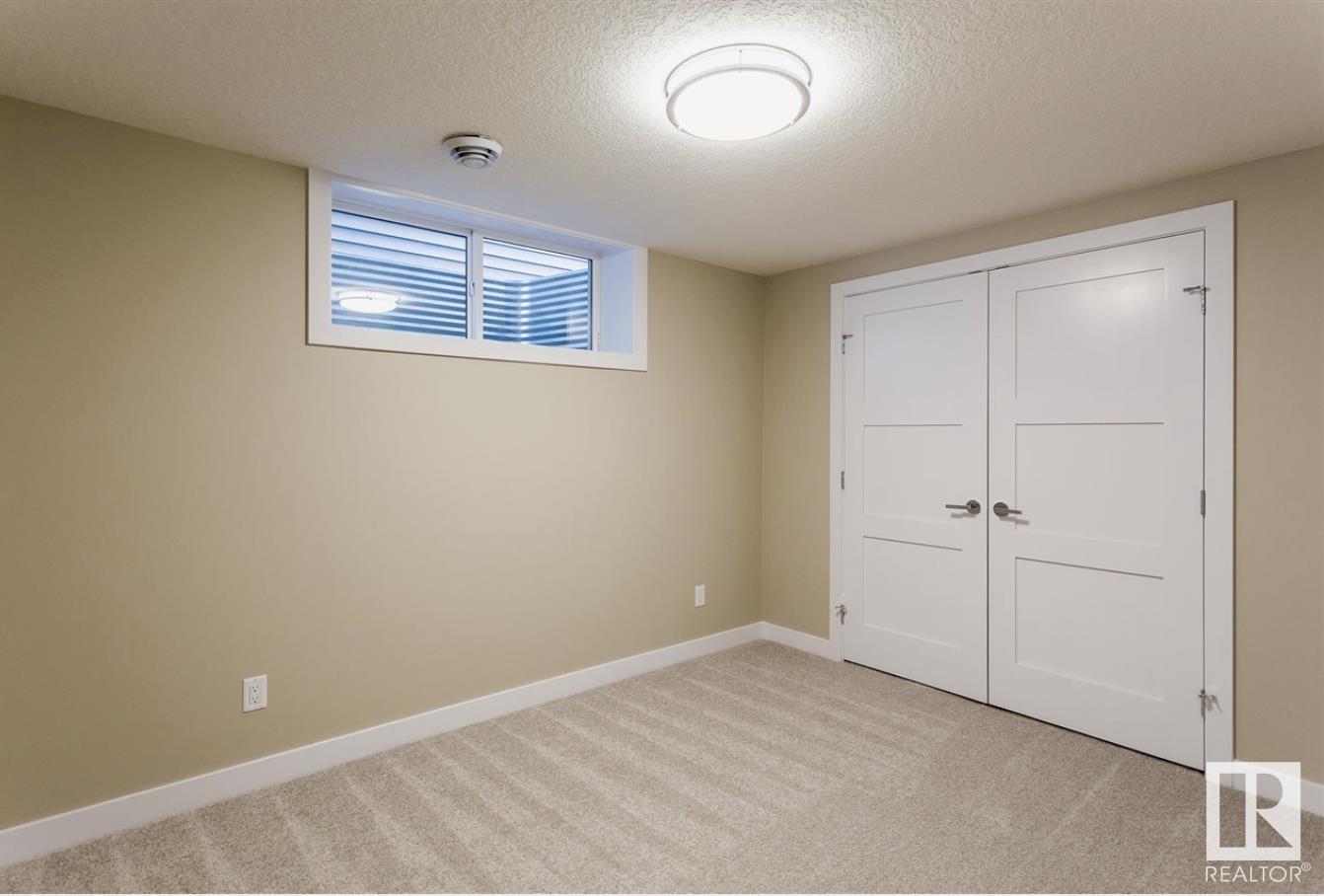      9511 70 AV NW , Edmonton,  ,T6E 0T9 ;  Listing Number: MLS E4418822