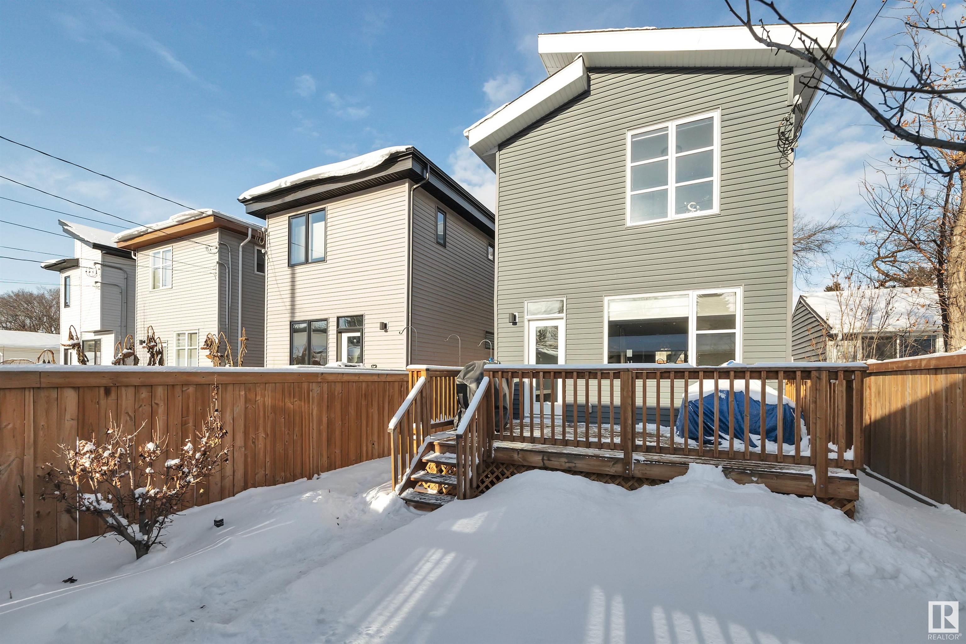     9511 70 AV NW , Edmonton,  ,T6E 0T9 ;  Listing Number: MLS E4418822