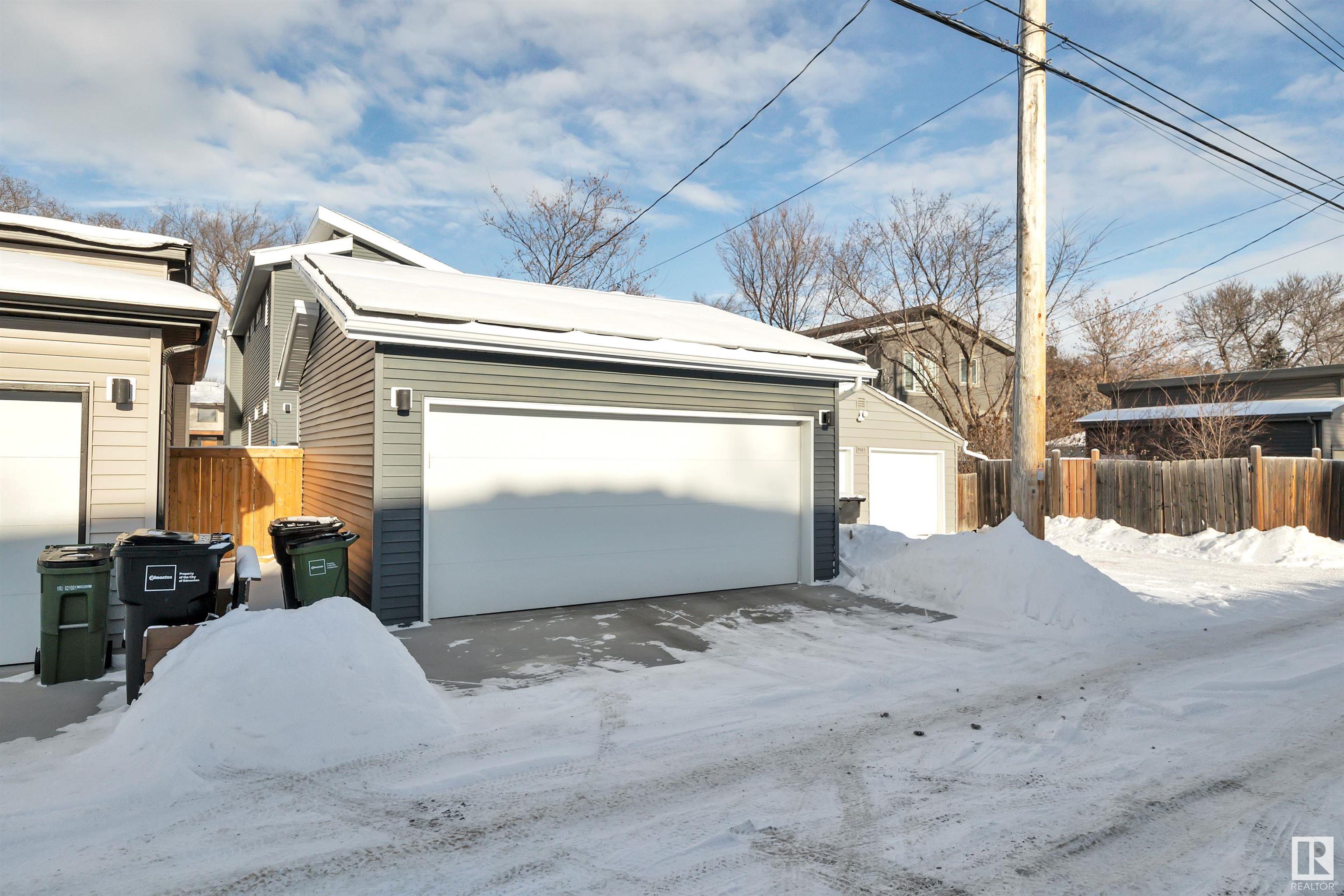      9511 70 AV NW , Edmonton,  ,T6E 0T9 ;  Listing Number: MLS E4418822