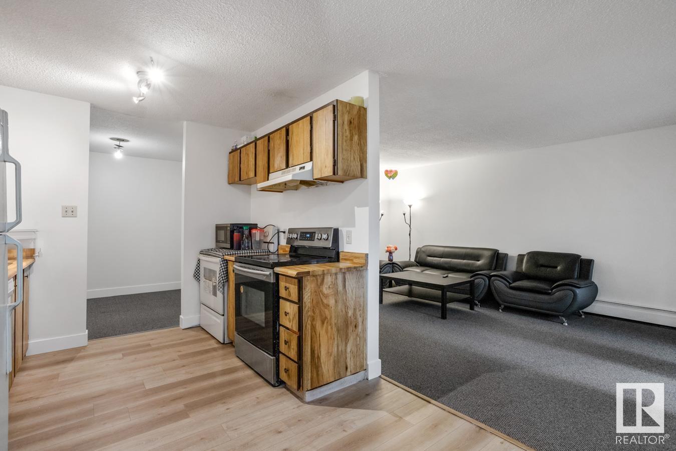      #210 237 Woodvale Rd W NW , Edmonton,  ,T6L 1E5 ;  Listing Number: MLS E4418831