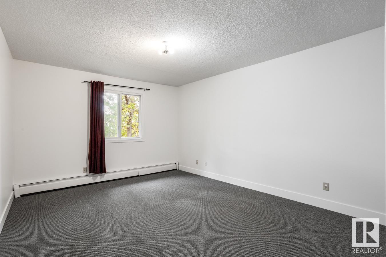      #210 237 Woodvale Rd W NW , Edmonton,  ,T6L 1E5 ;  Listing Number: MLS E4418831