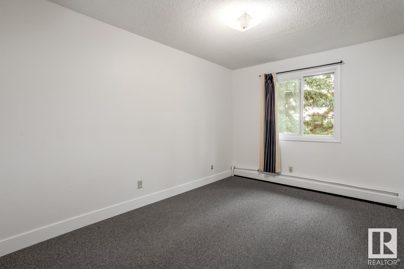      #210 237 Woodvale Rd W NW , Edmonton,  ,T6L 1E5 ;  Listing Number: MLS E4418831