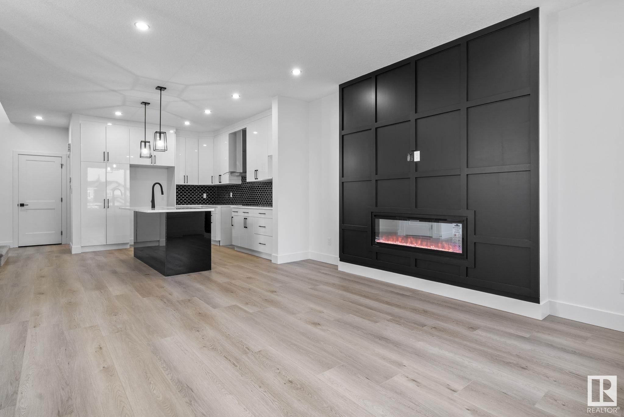      707 31 AV NW , Edmonton,  ,T6T 2V6 ;  Listing Number: MLS E4418836