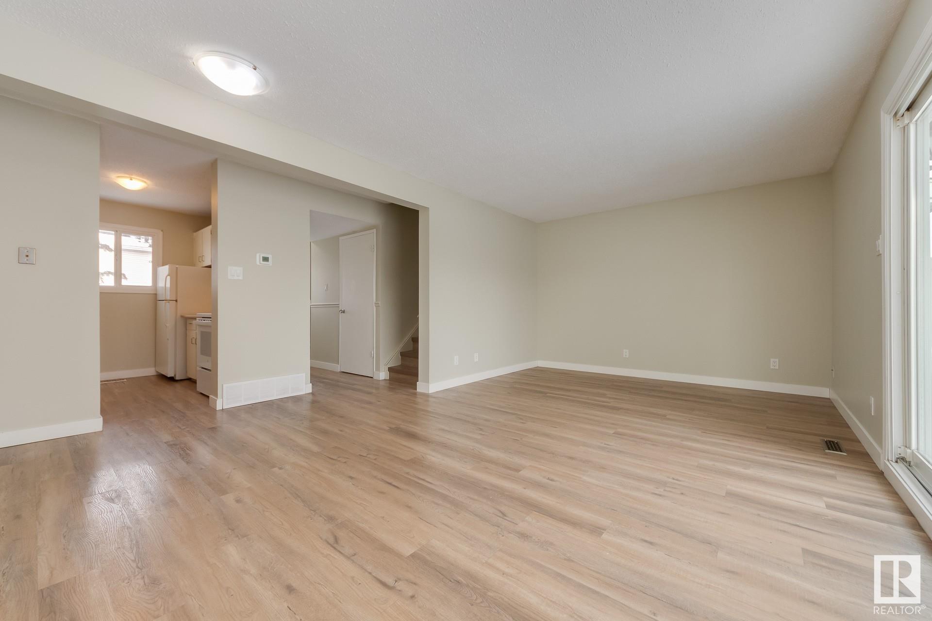      11456 139 AV NW , Edmonton,  ,T5X 3L4 ;  Listing Number: MLS E4418837