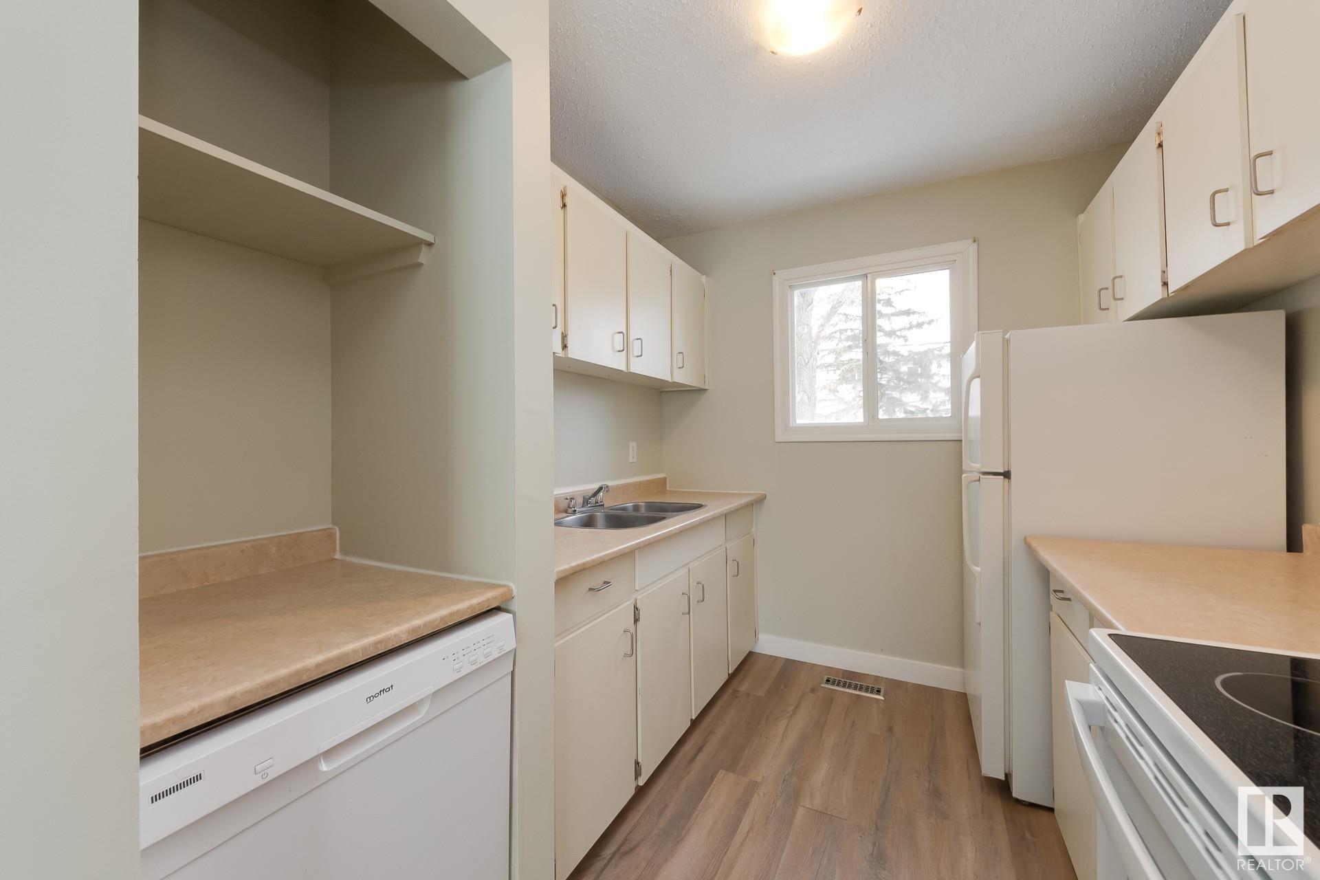      11456 139 AV NW , Edmonton,  ,T5X 3L4 ;  Listing Number: MLS E4418837