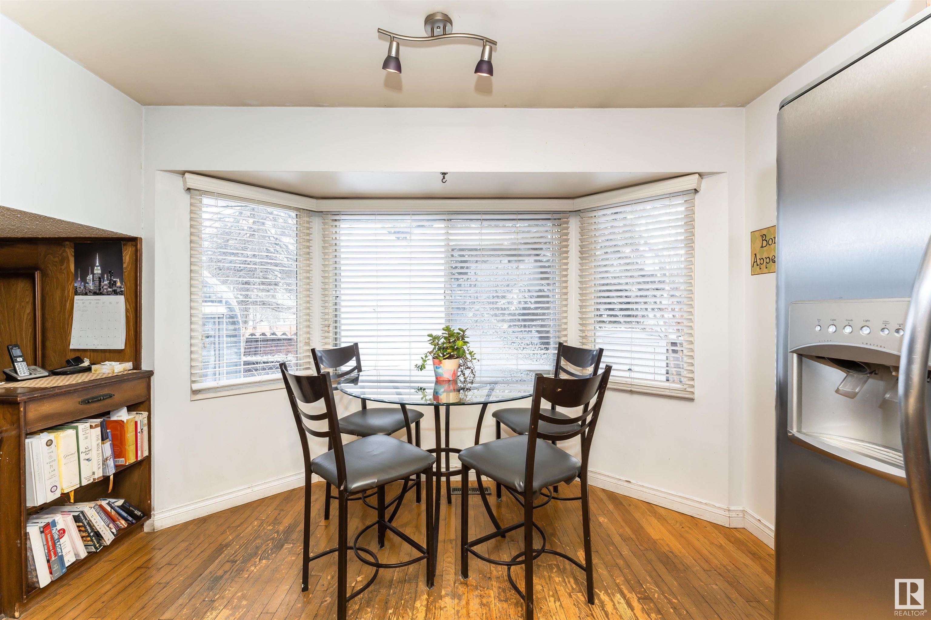      3110 115 ST NW , Edmonton,  ,T6J 3H8 ;  Listing Number: MLS E4418843