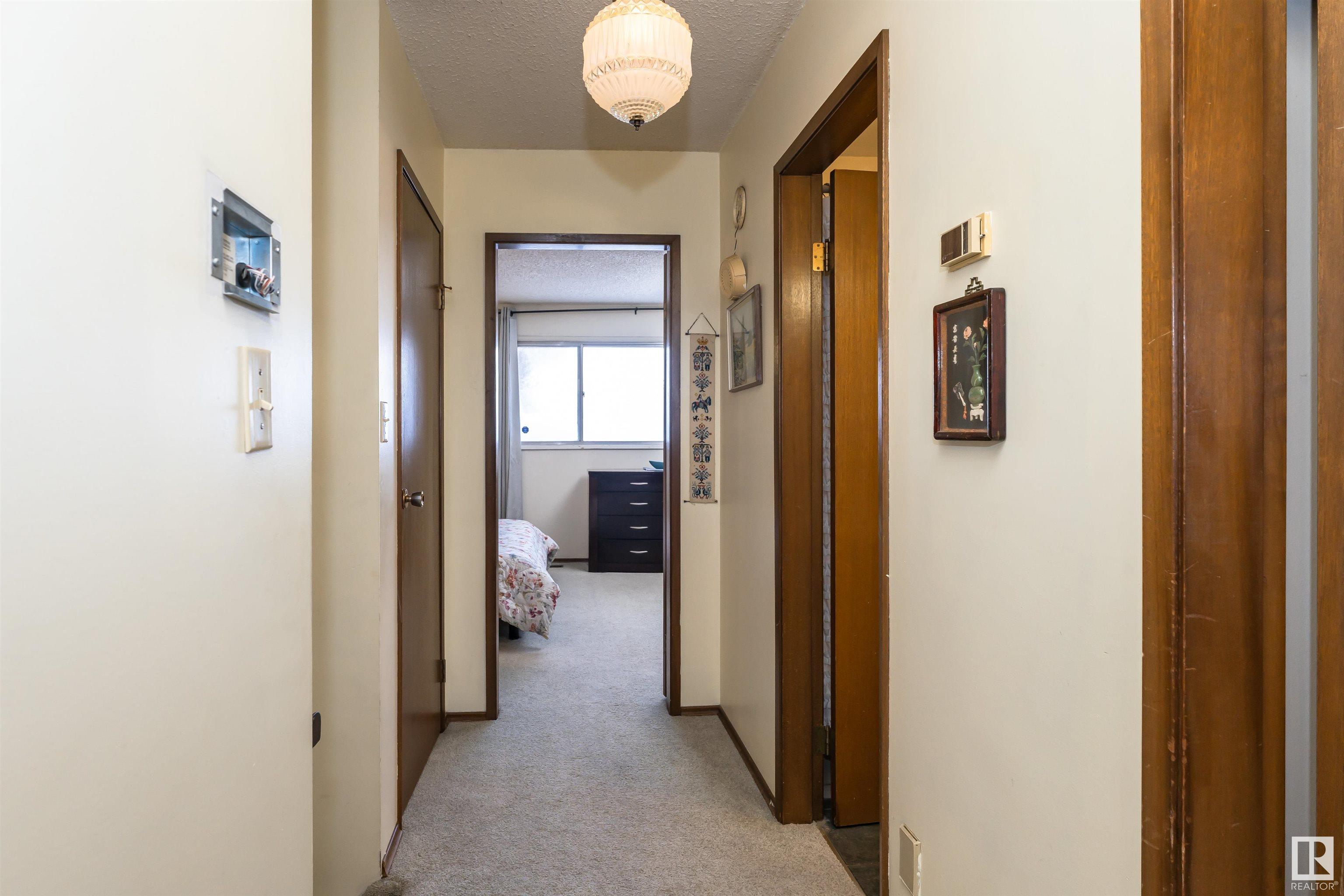      3110 115 ST NW , Edmonton,  ,T6J 3H8 ;  Listing Number: MLS E4418843