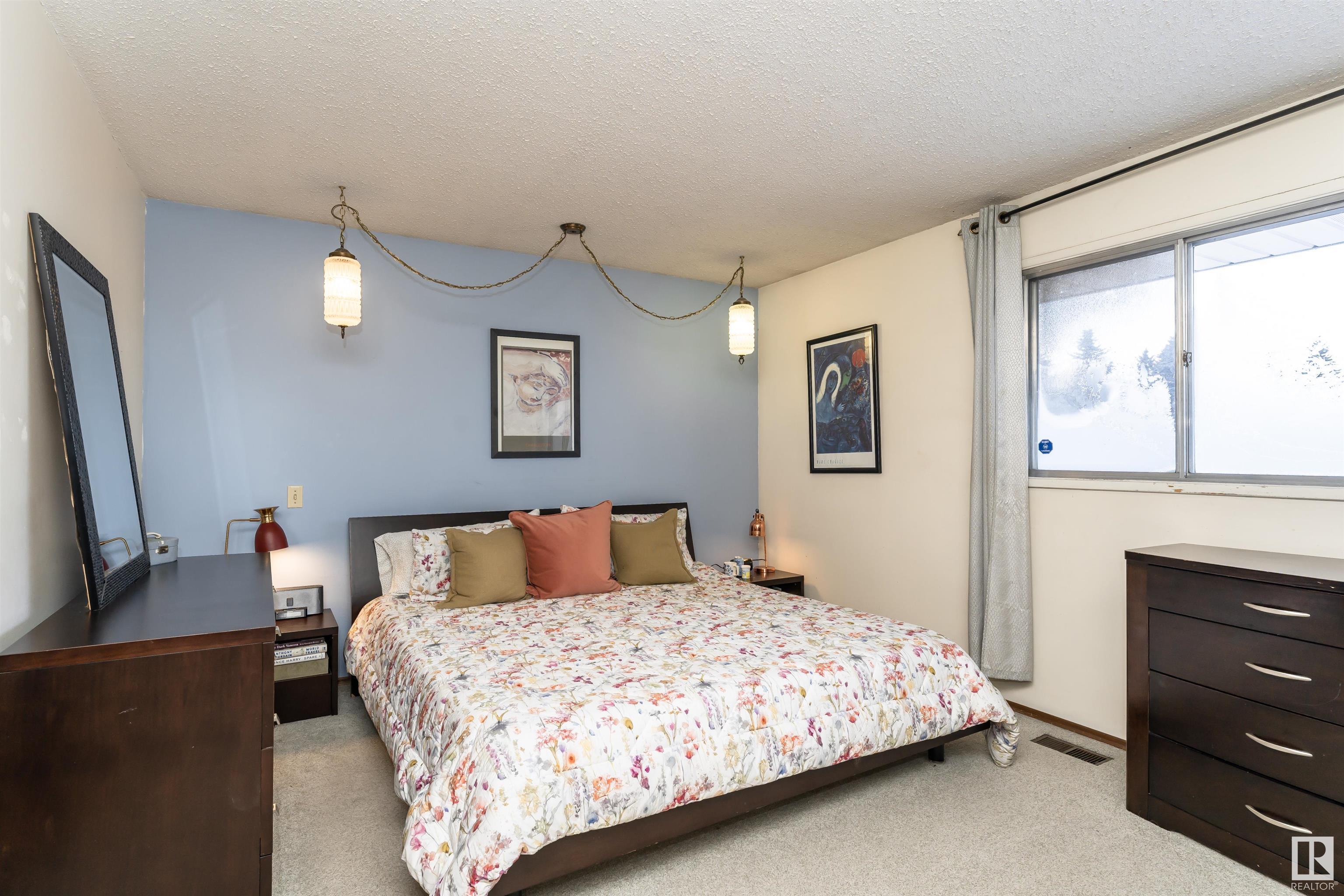      3110 115 ST NW , Edmonton,  ,T6J 3H8 ;  Listing Number: MLS E4418843
