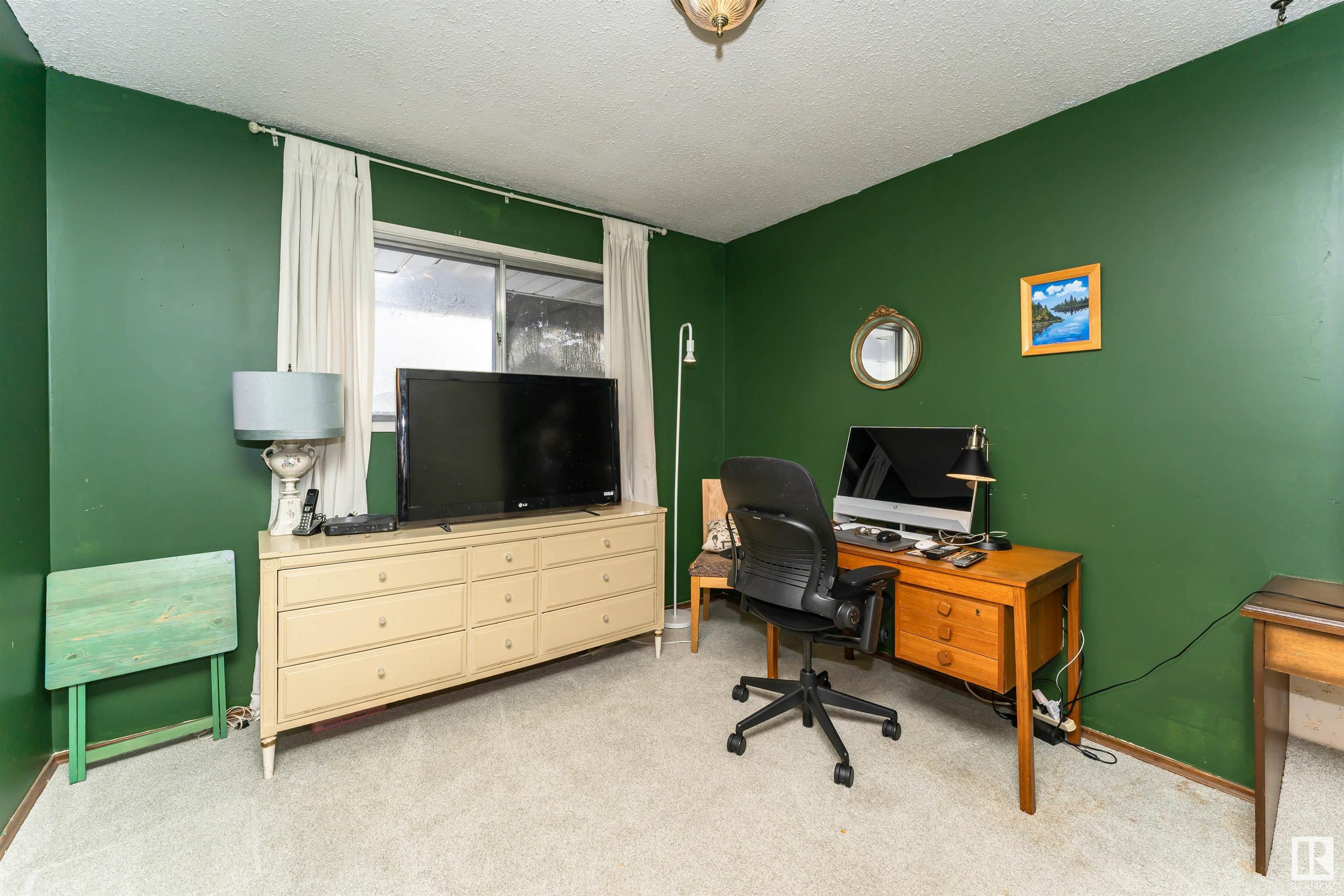      3110 115 ST NW , Edmonton,  ,T6J 3H8 ;  Listing Number: MLS E4418843