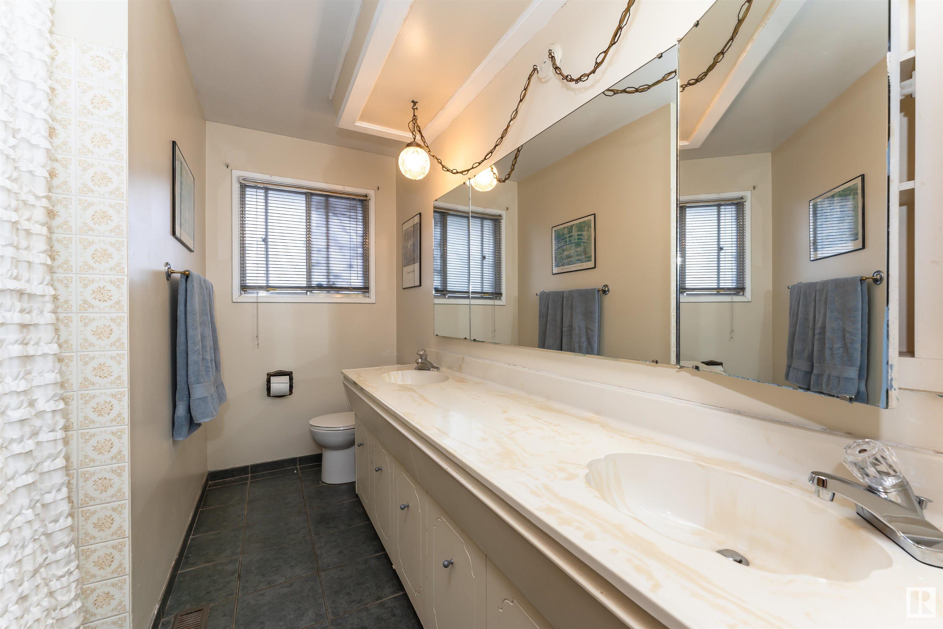      3110 115 ST NW , Edmonton,  ,T6J 3H8 ;  Listing Number: MLS E4418843