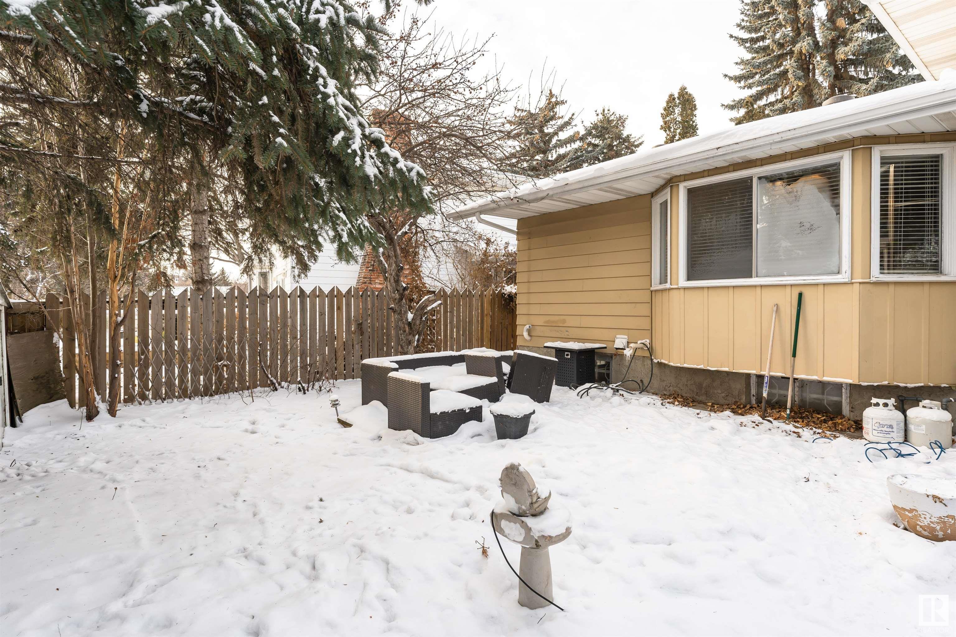      3110 115 ST NW , Edmonton,  ,T6J 3H8 ;  Listing Number: MLS E4418843