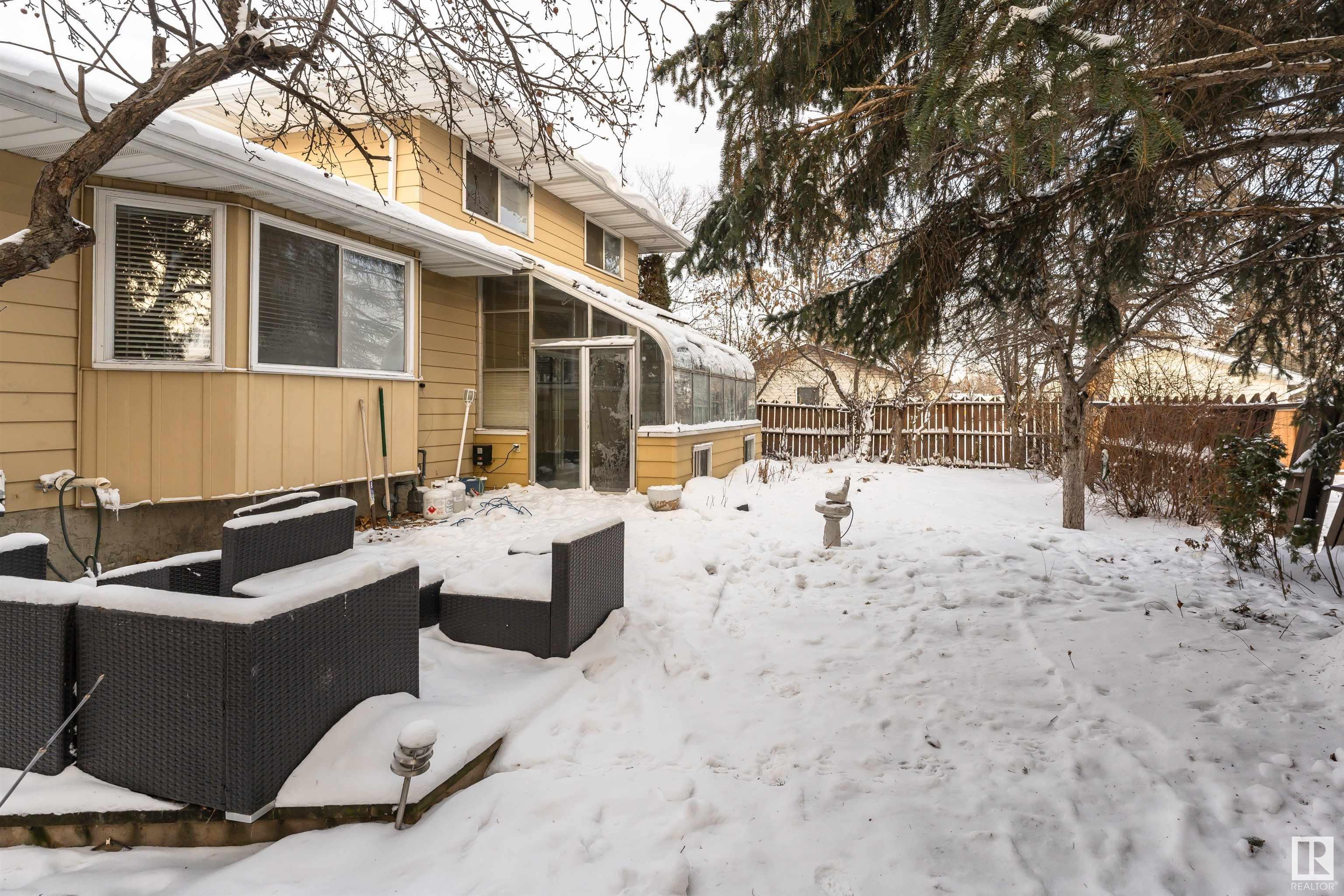      3110 115 ST NW , Edmonton,  ,T6J 3H8 ;  Listing Number: MLS E4418843