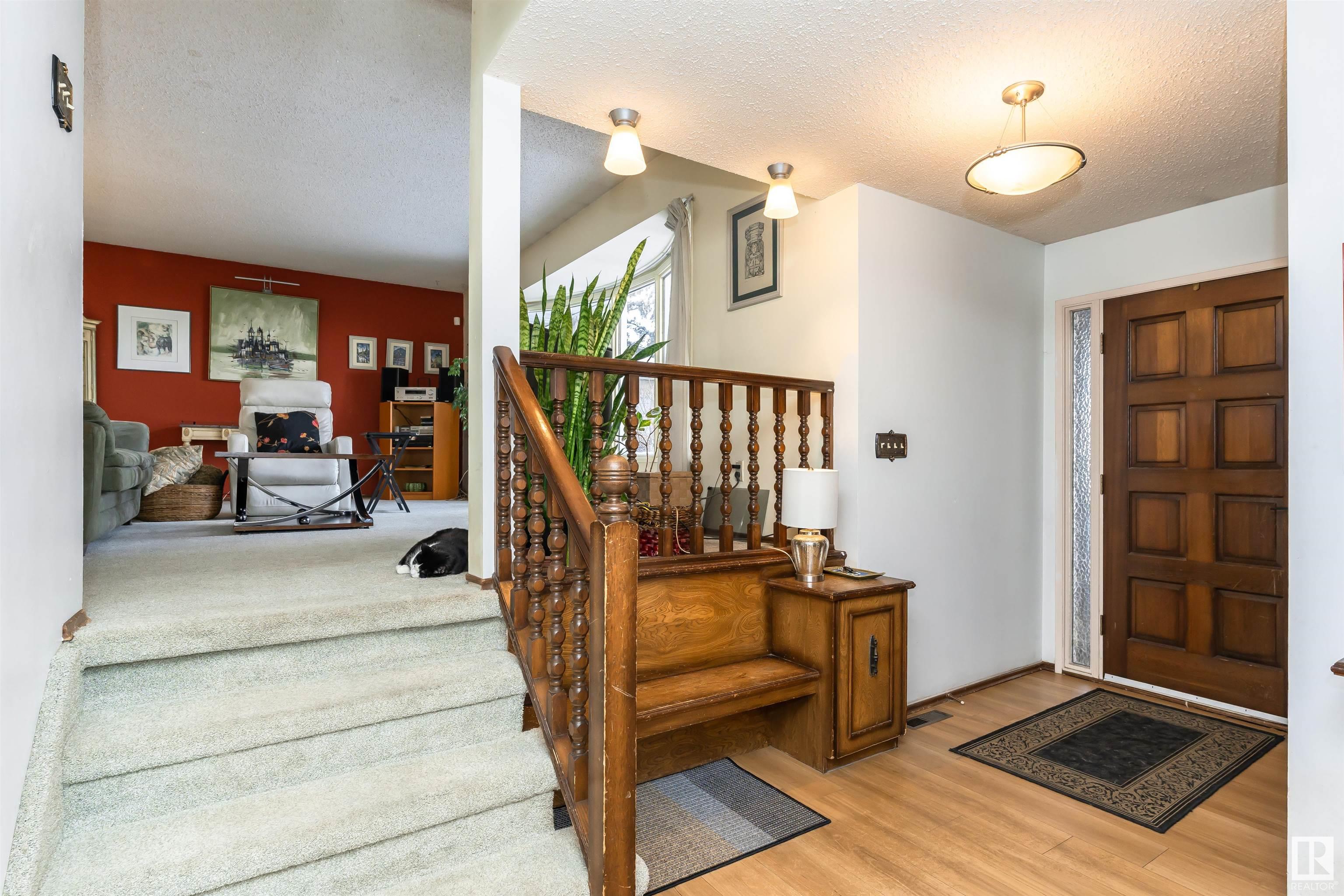      3110 115 ST NW , Edmonton,  ,T6J 3H8 ;  Listing Number: MLS E4418843