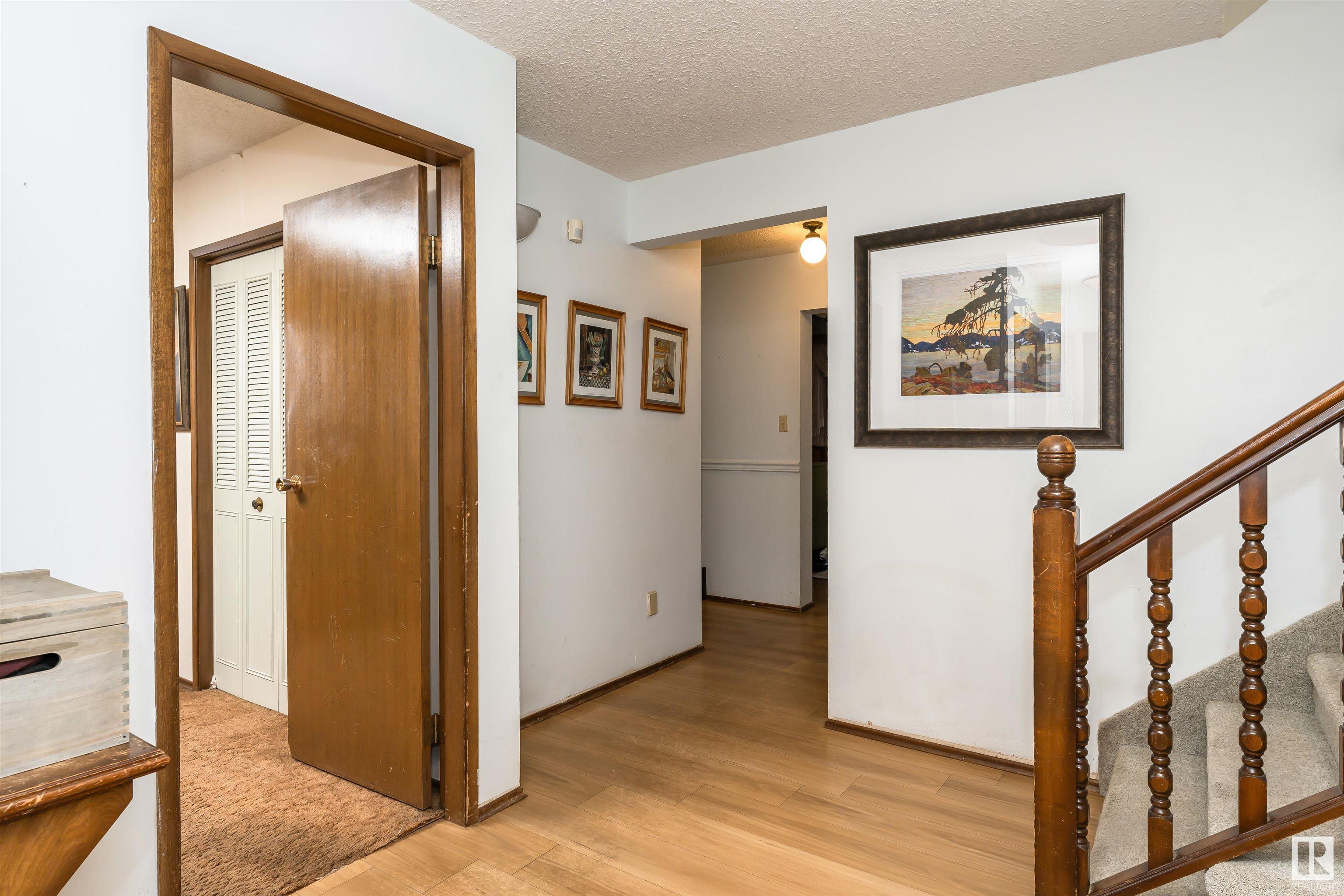      3110 115 ST NW , Edmonton,  ,T6J 3H8 ;  Listing Number: MLS E4418843