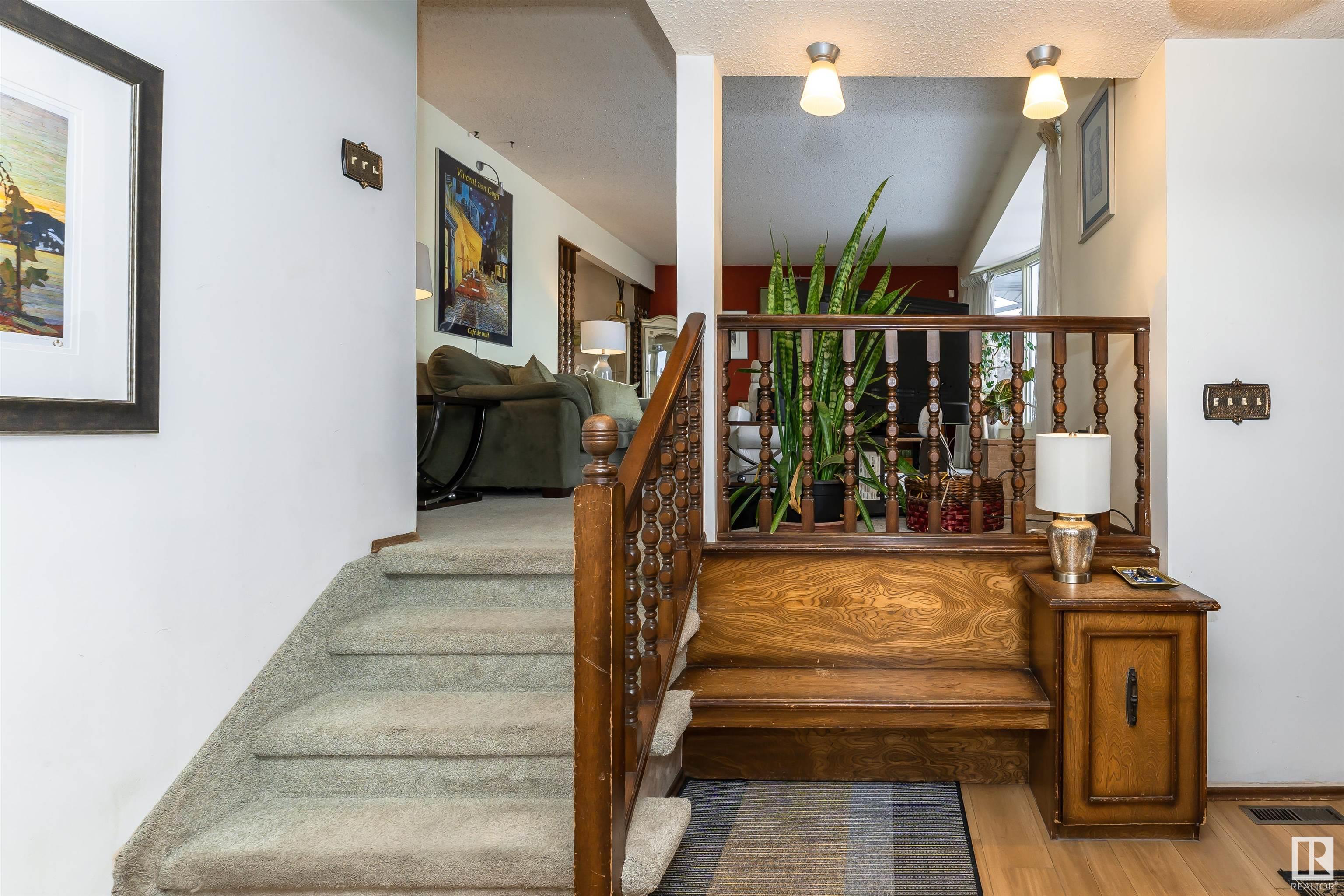      3110 115 ST NW , Edmonton,  ,T6J 3H8 ;  Listing Number: MLS E4418843