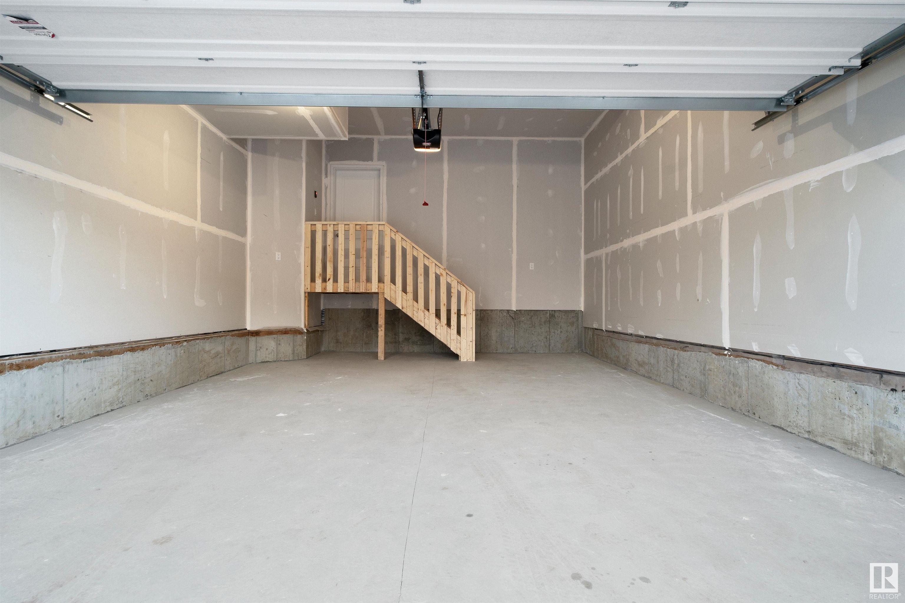      410 28 ST SW , Edmonton,  ,T6X 3E8 ;  Listing Number: MLS E4418844