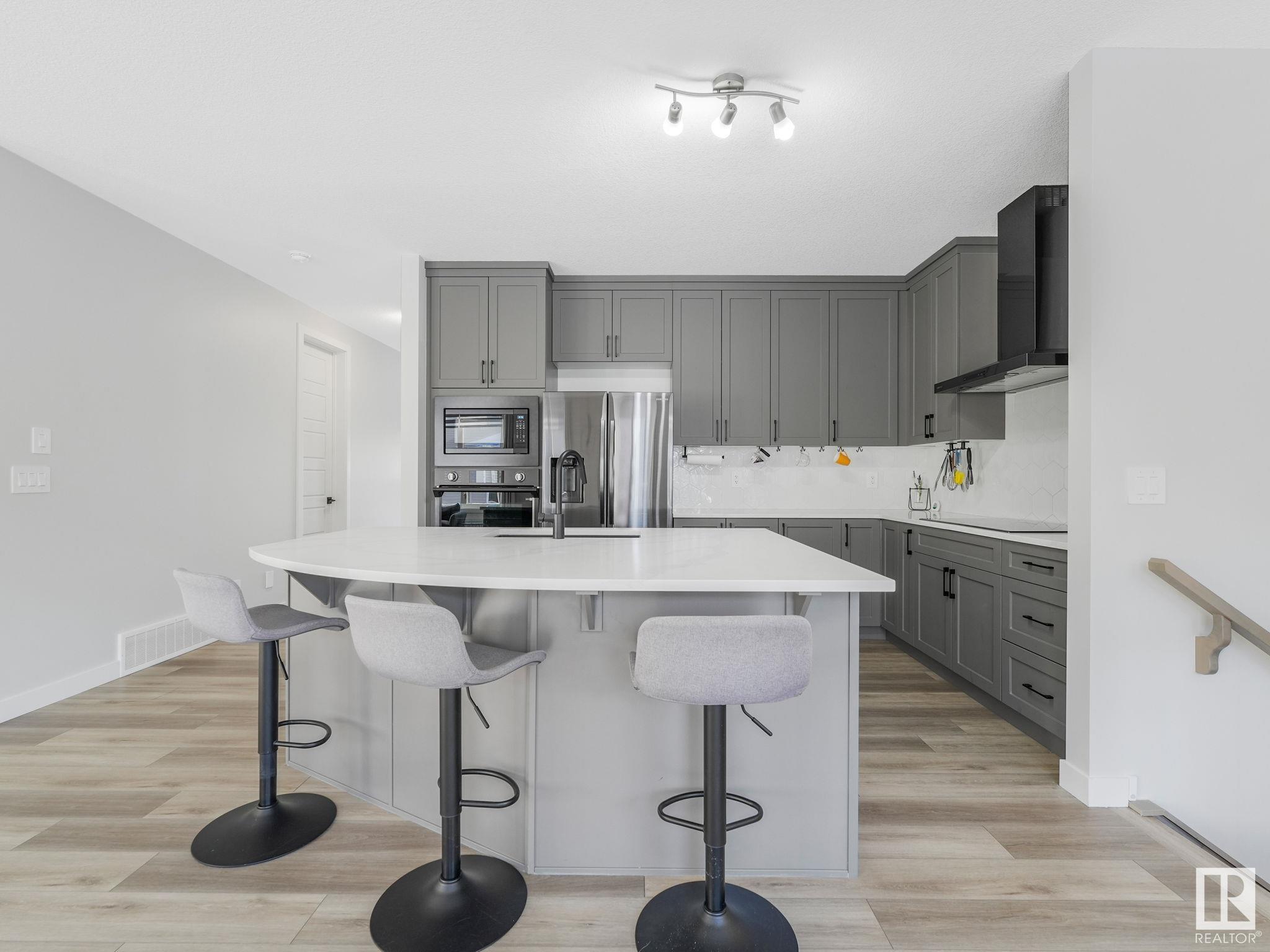      2028 207 ST NW , Edmonton,  ,T6M 1R7 ;  Listing Number: MLS E4418845