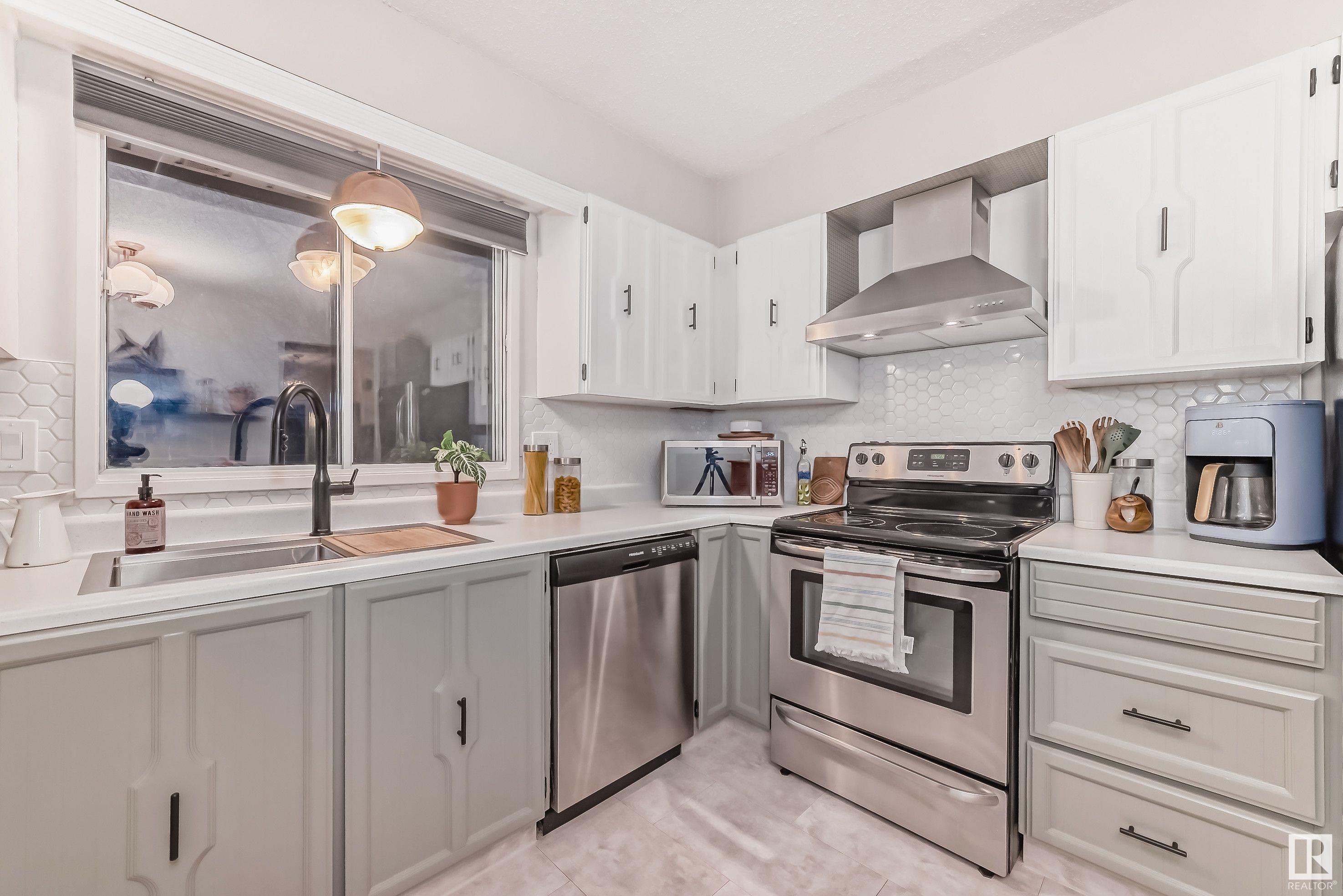      8203 186 ST NW NW , Edmonton,  ,T5T 1H2 ;  Listing Number: MLS E4418846