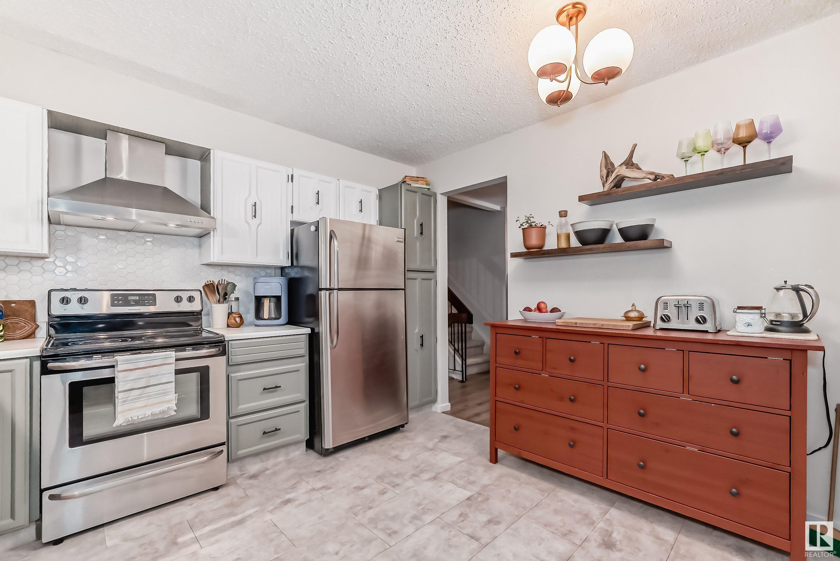      8203 186 ST NW NW , Edmonton,  ,T5T 1H2 ;  Listing Number: MLS E4418846