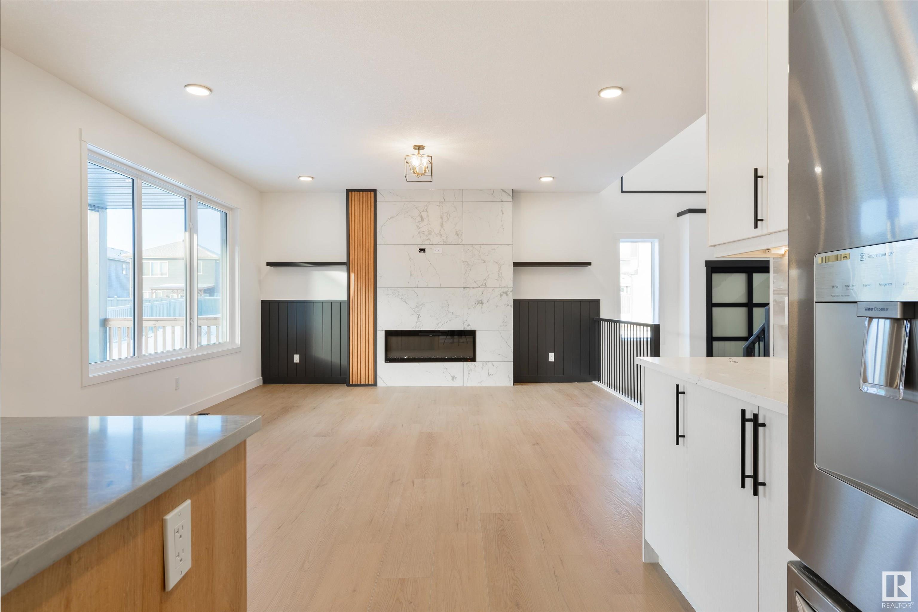     22135 81 AV NW , Edmonton,  ,T5T 7R6 ;  Listing Number: MLS E4418851