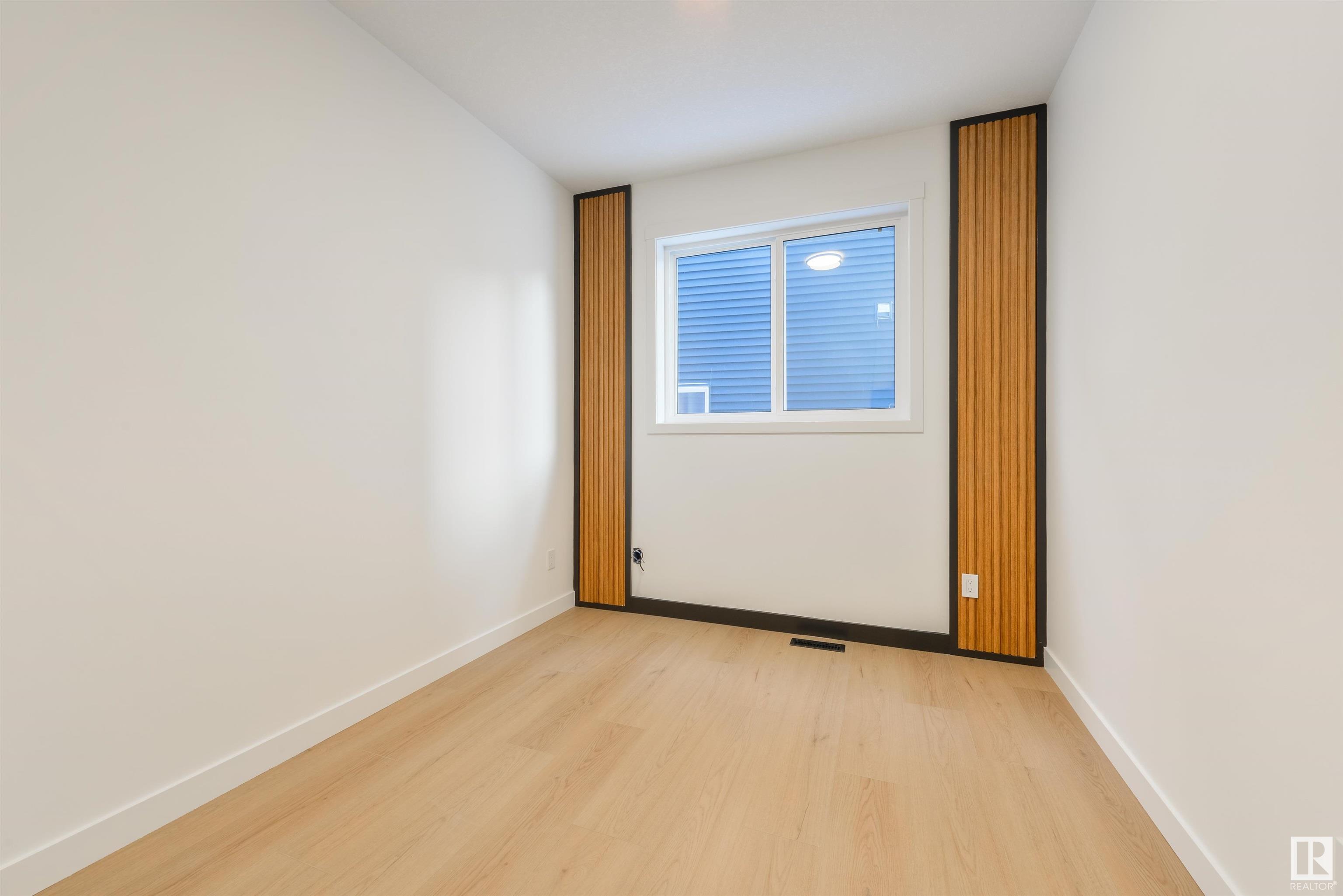      22135 81 AV NW , Edmonton,  ,T5T 7R6 ;  Listing Number: MLS E4418851
