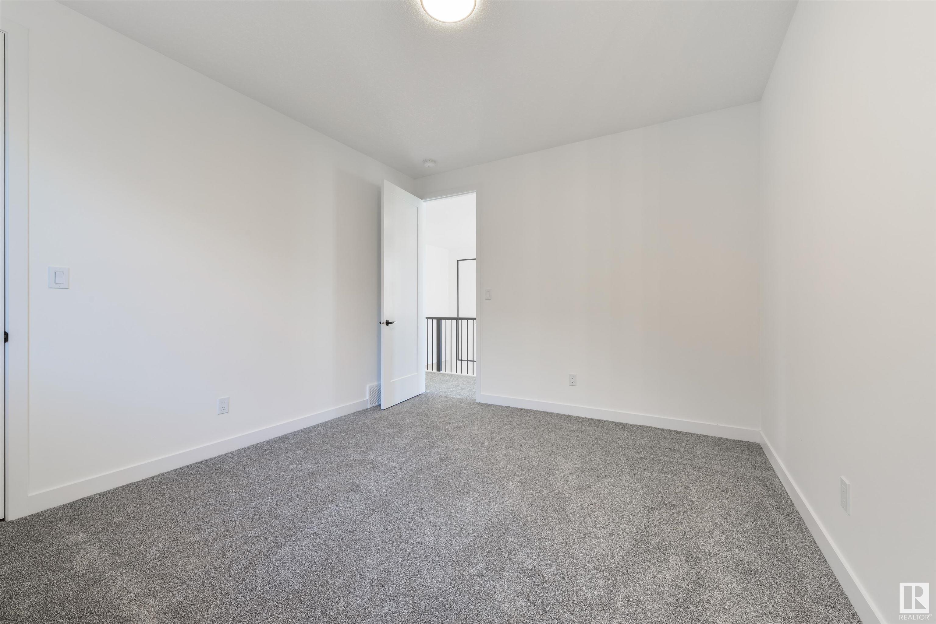      22135 81 AV NW , Edmonton,  ,T5T 7R6 ;  Listing Number: MLS E4418851