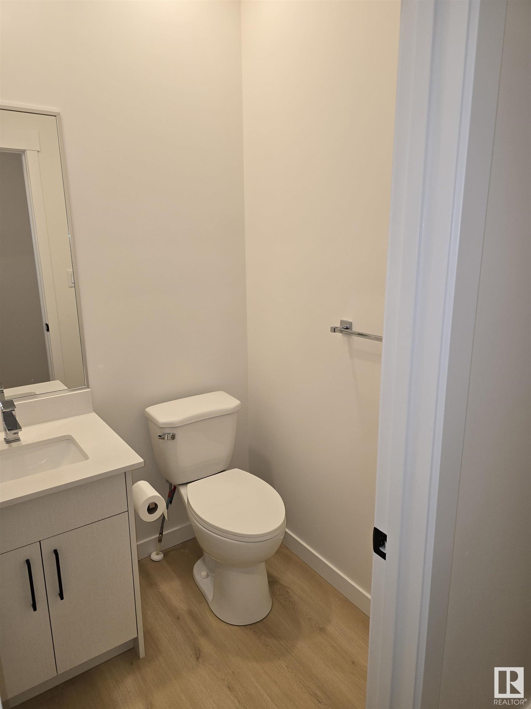      725 Pyipwat CM SW SW , Edmonton,  ,T6W 5K8 ;  Listing Number: MLS E4418853