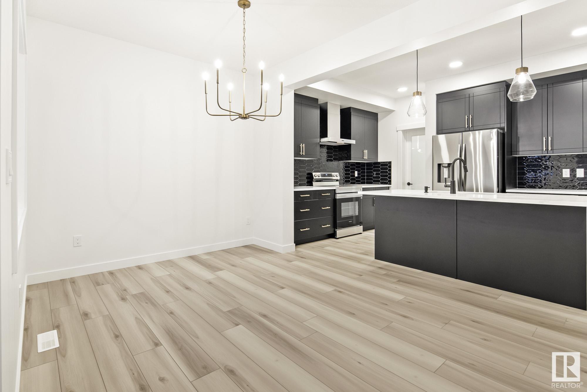      1323 14 AV NW , Edmonton,  ,T6T 2W1 ;  Listing Number: MLS E4418861