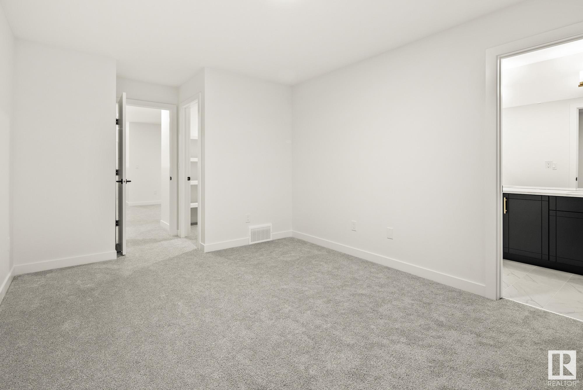      1323 14 AV NW , Edmonton,  ,T6T 2W1 ;  Listing Number: MLS E4418861