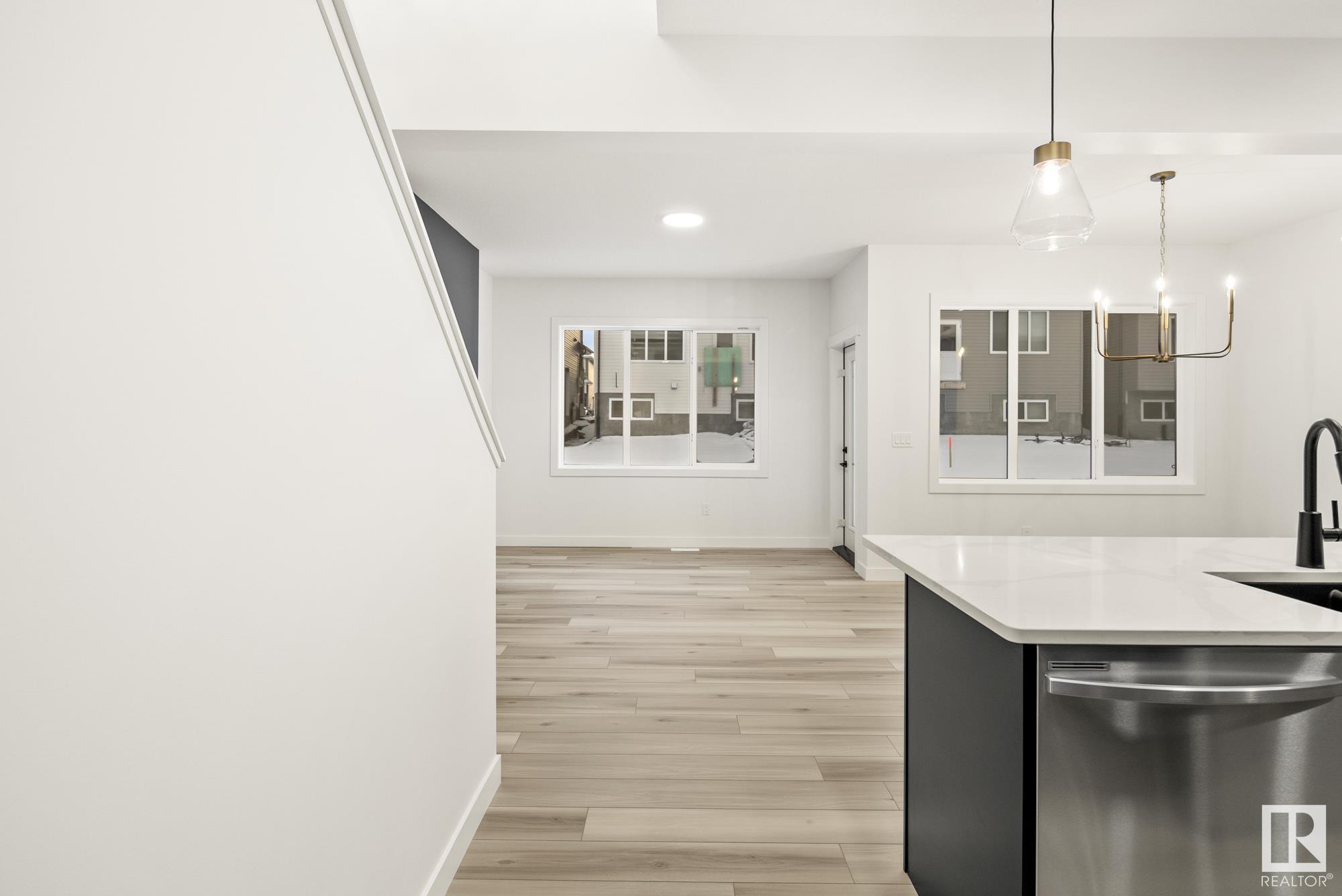      1323 14 AV NW , Edmonton,  ,T6T 2W1 ;  Listing Number: MLS E4418861
